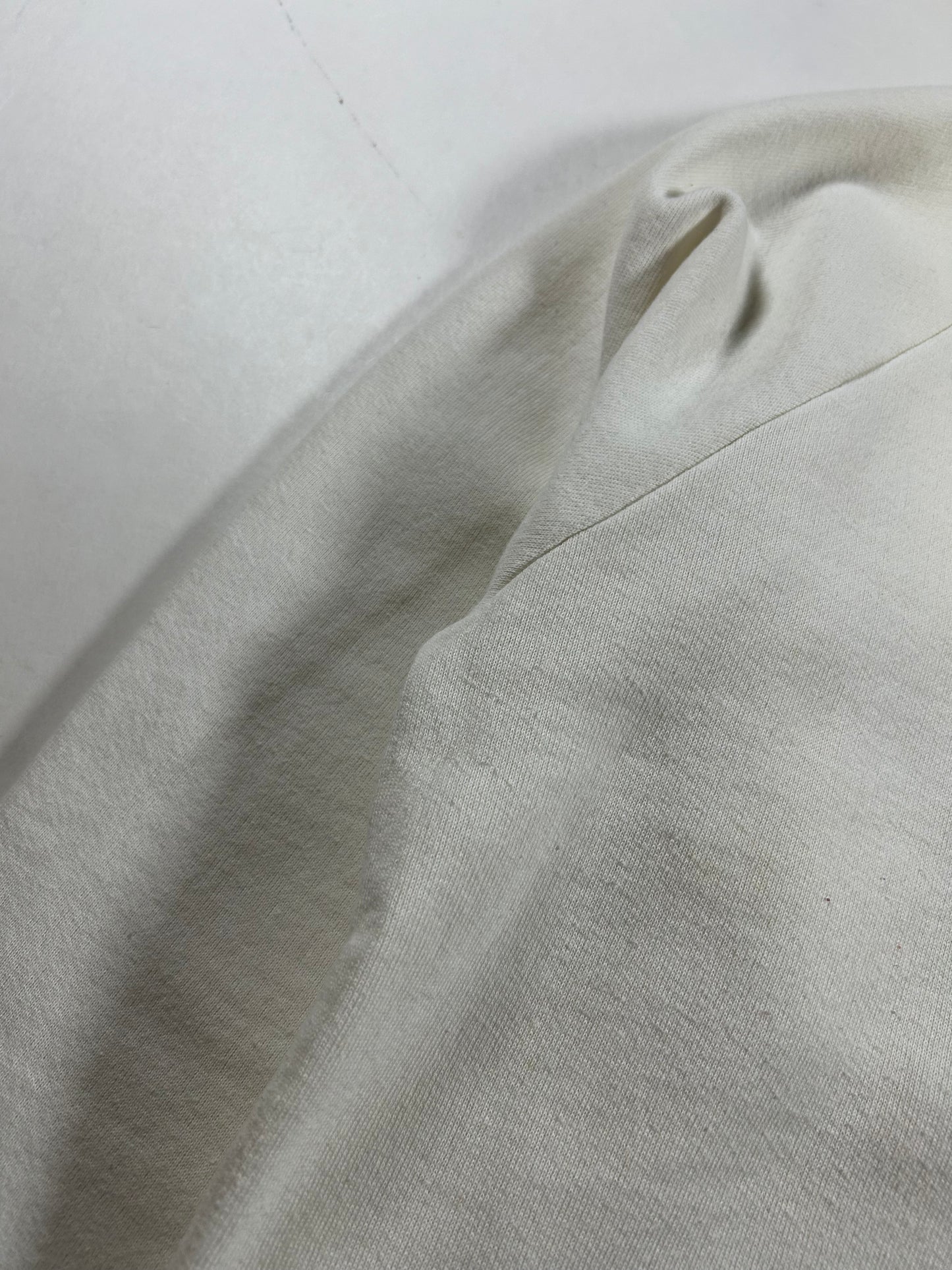 Vintage Disney Minnie Mouse Heart Crewneck Sweatshirt Valentines Day 80s/90s Medium/Small Fit 21.5x26 Inches As Is