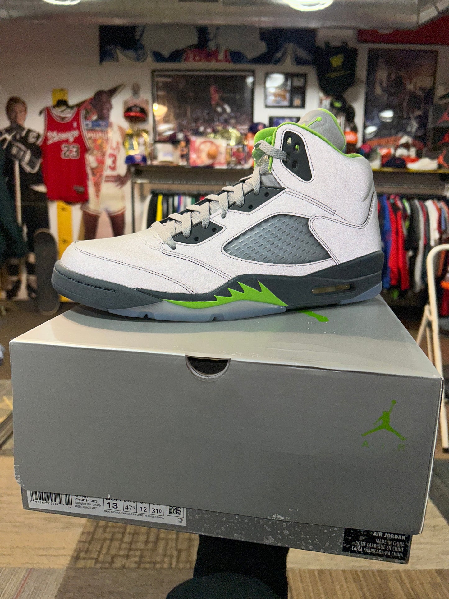 2022 Nike Air Jordan 5 Retro Green Bean 3M Size 13 DS Brand New