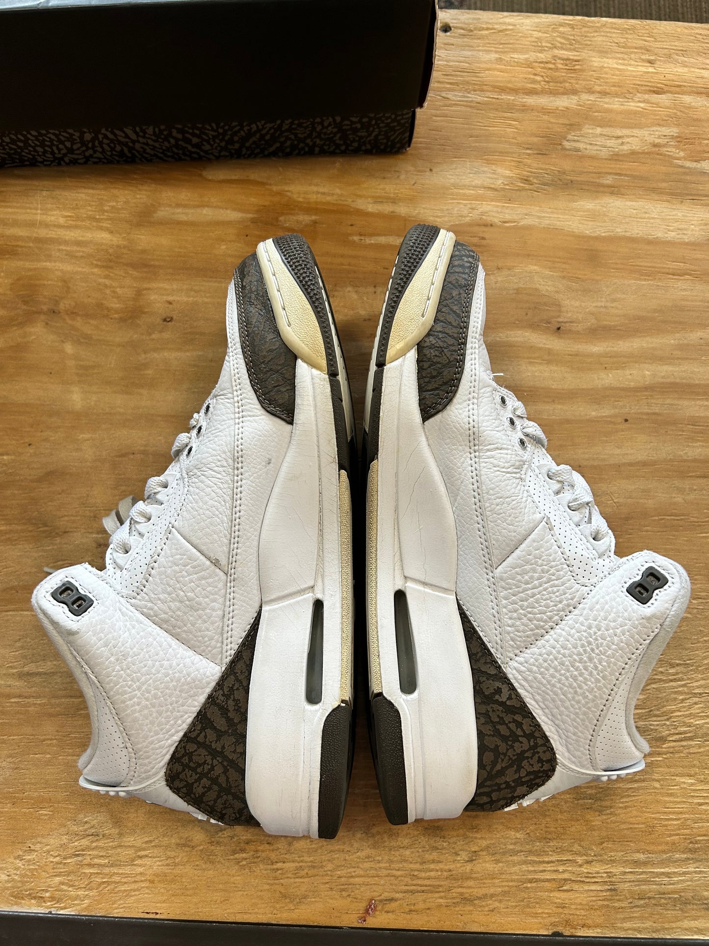 Air Jordan 3 Retro 2018 Mocha Size 10 With Box Used As Is Nike [136064 122]