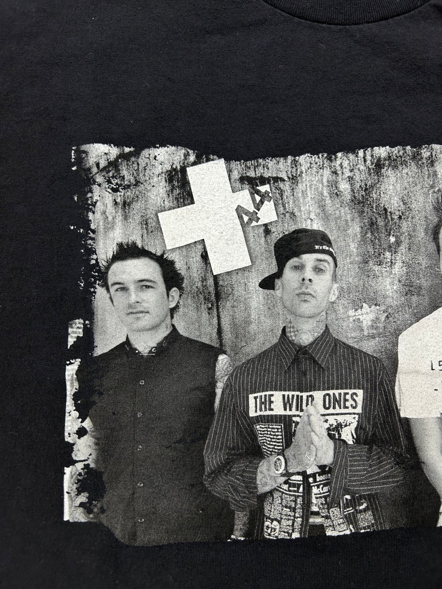 Vintage +44 North American Tour 2007 Music Band Tee Mark Hoppus Travis Barker Large 21.5x30.25 Inches