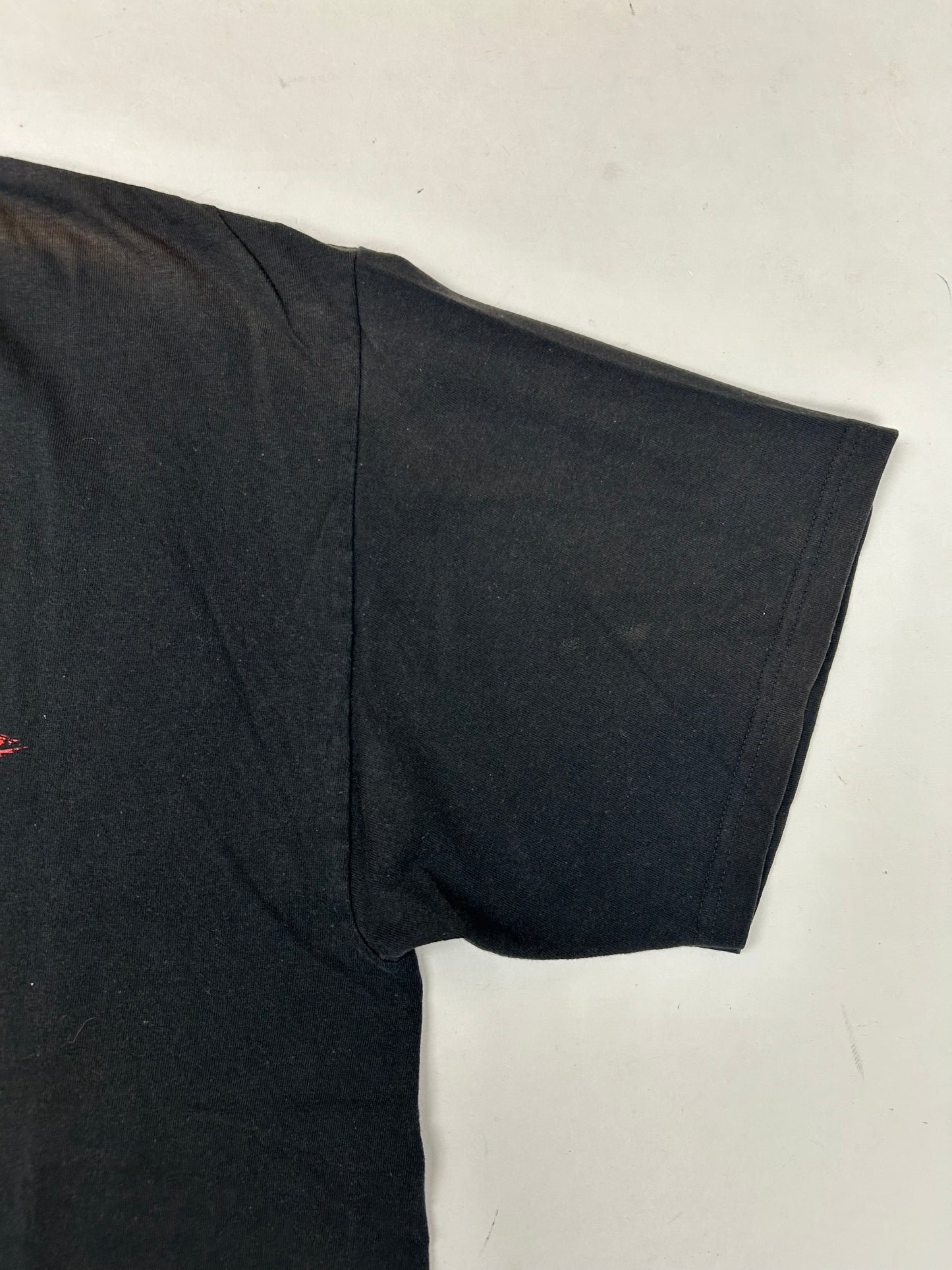 Vintage 2004 The Used In Love & Death Album Promo Emo Punk Band Tee XL As Is Worn In Has Fading & Wear 23.25x30.25 Inches