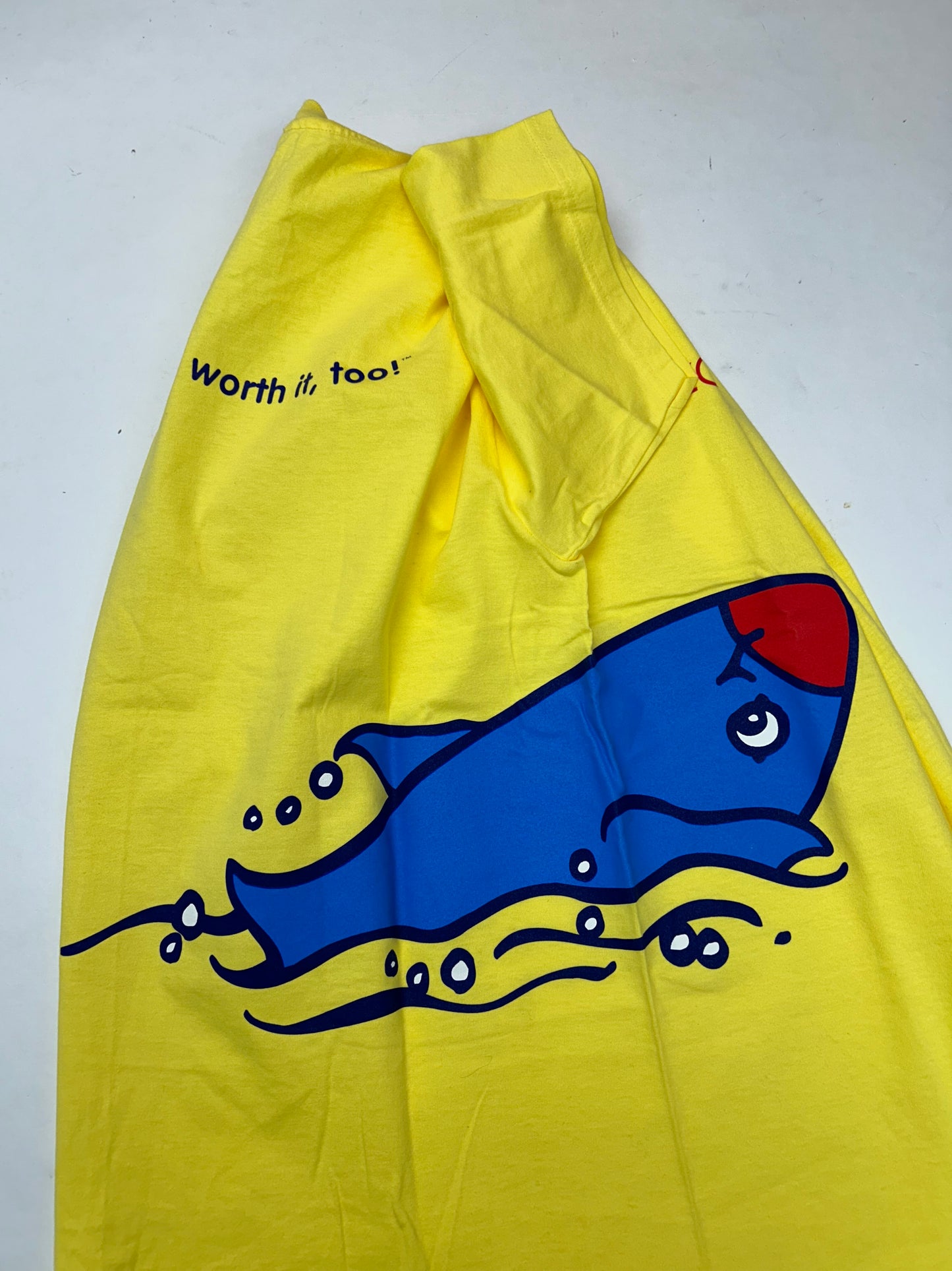 Vintage L’Oréal Kids Because We’re Worth It, Too! Soap Promo Shark Tee Yellow Large 21.5x29 Inches
