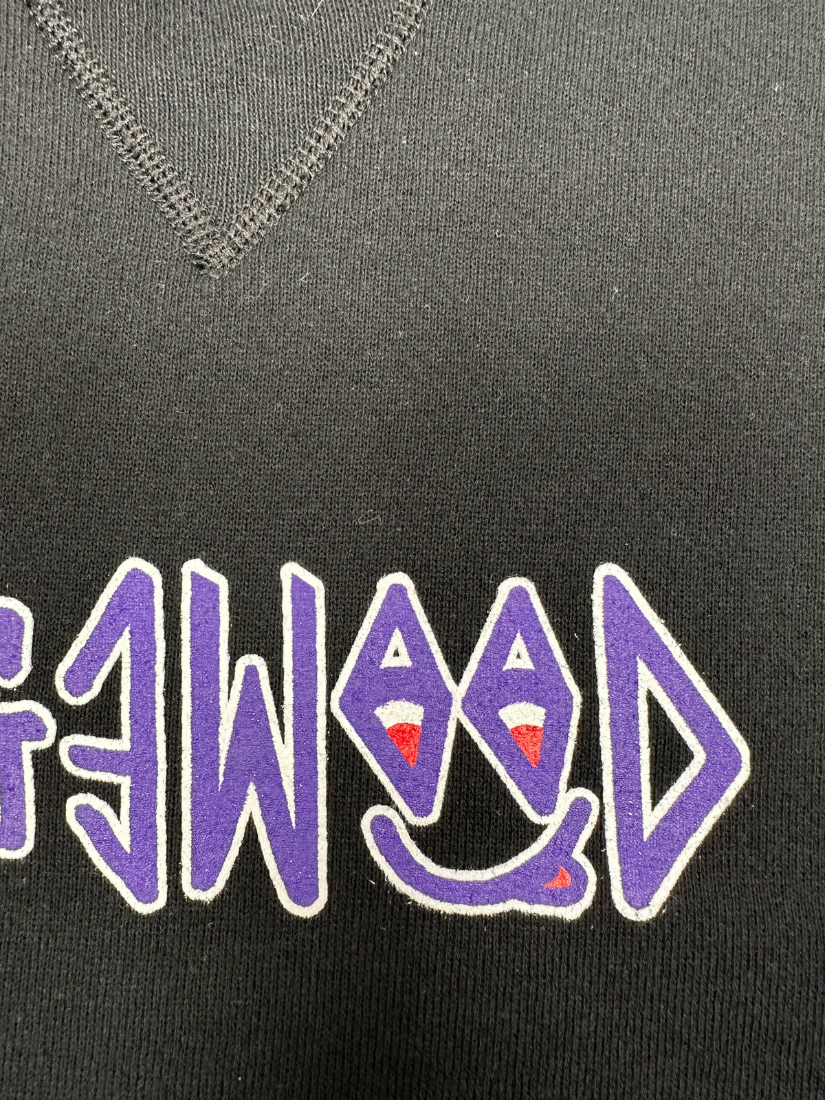 Edgewood NJ “Deeper Than The Roots.” First Edition Crewneck Sweatshirt Tagged Youth Large 90s Russell Athletic 50/50 Blend Made In USA DS Black 19.5x24