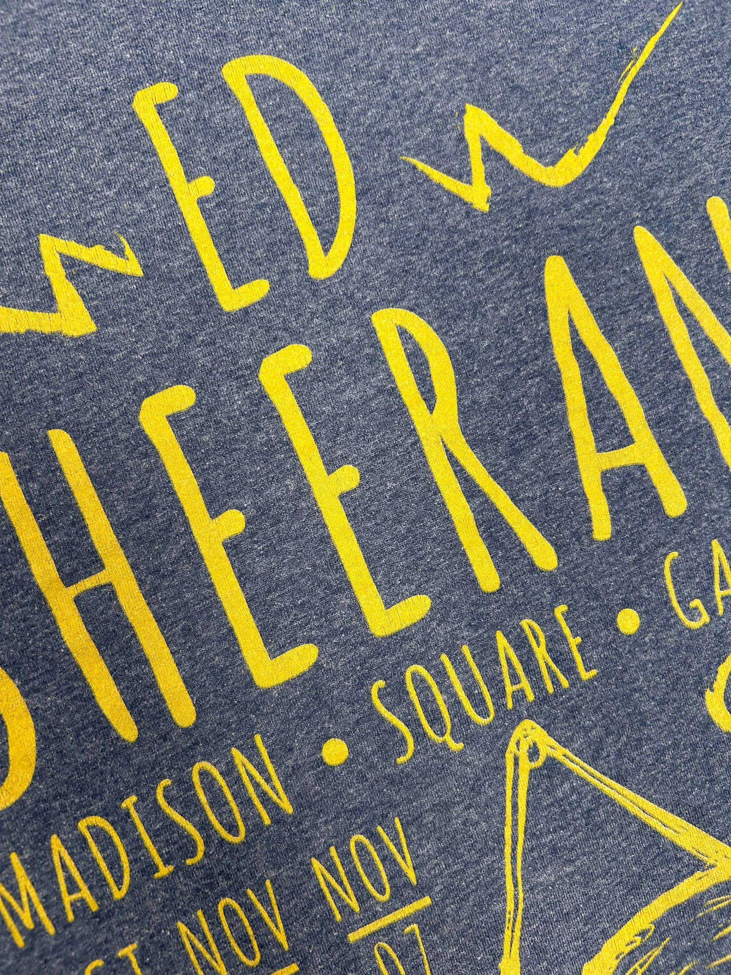 2013 Ed Sheeran Madison Square Garden Live Music Tour Tee M/L Fit 20.5x27.75 Inches