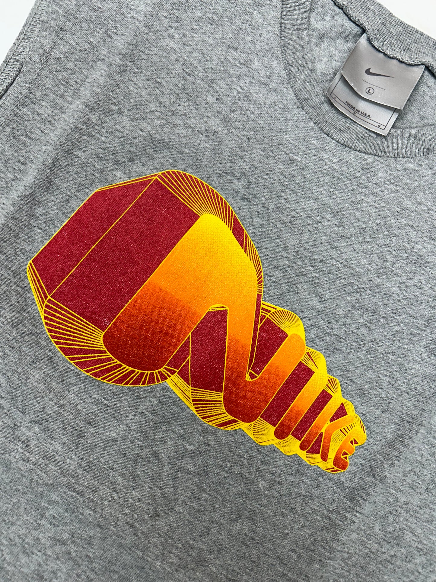 Vintage 00s Nike Bubble Spell Out Sleeveless Tank Top Shirt Youth Large 17.75x24.75 Inches