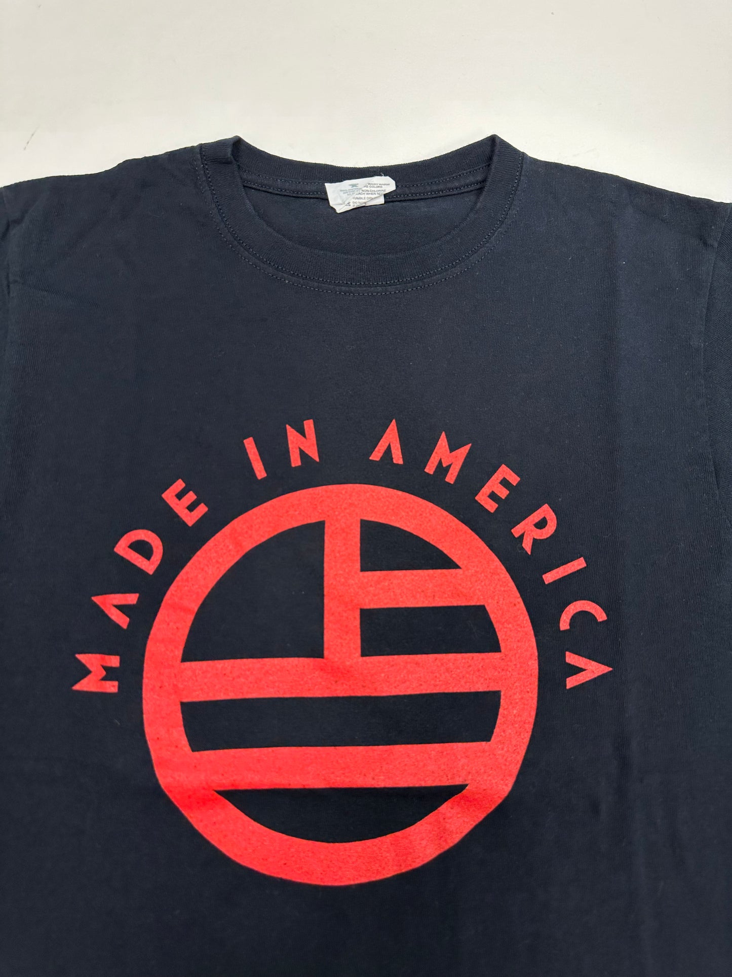 Made In America 2 Day Festival Concert 2012 Jay Z Drake Pearl Jam Small Tee 17.75x27 Inches