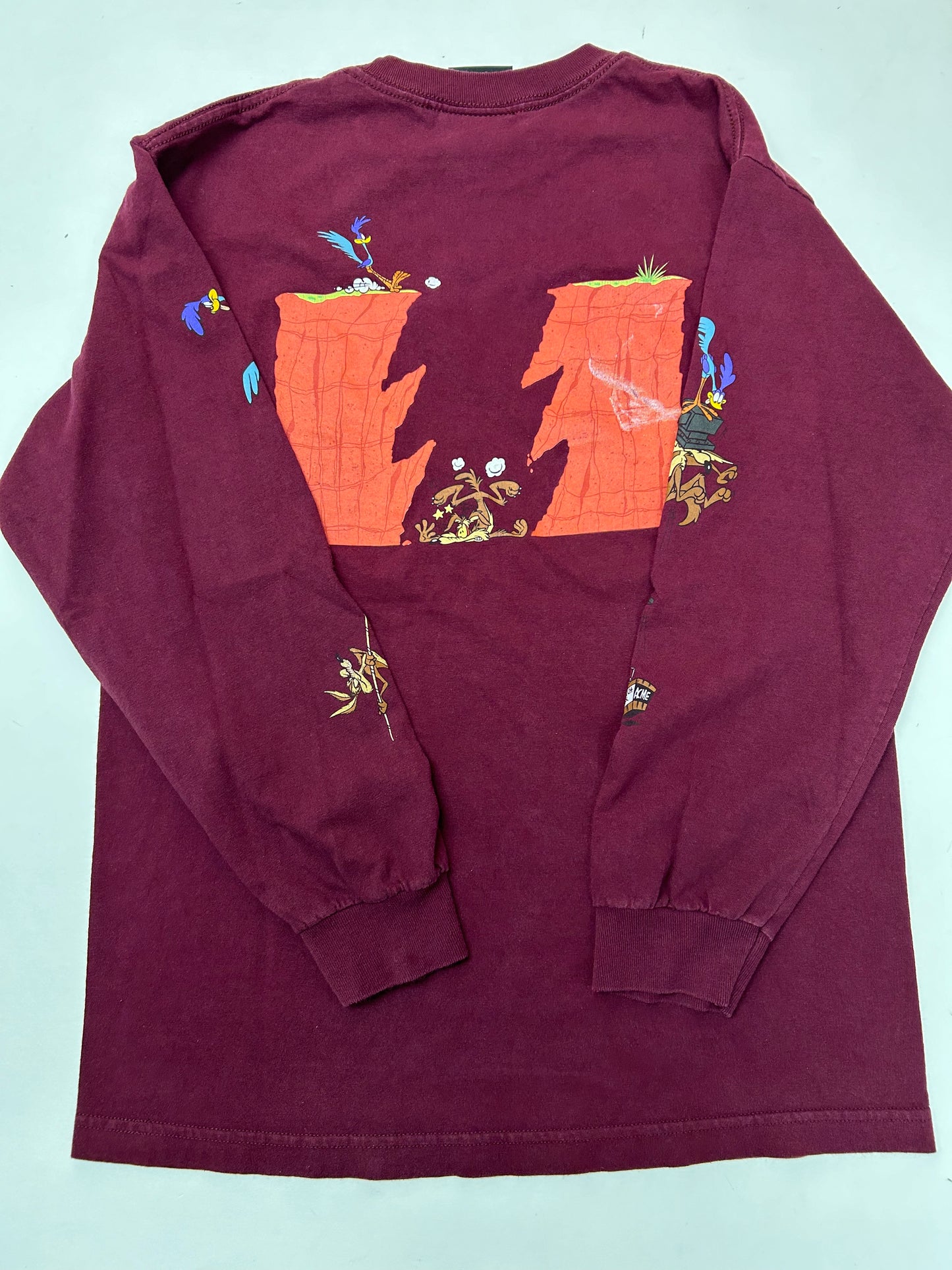 The Hundreds X Looney Tunes ACME Wile W Coyote & Roadrunner Long Sleeve Tee Medium 19.75x27.75 Inches As Is