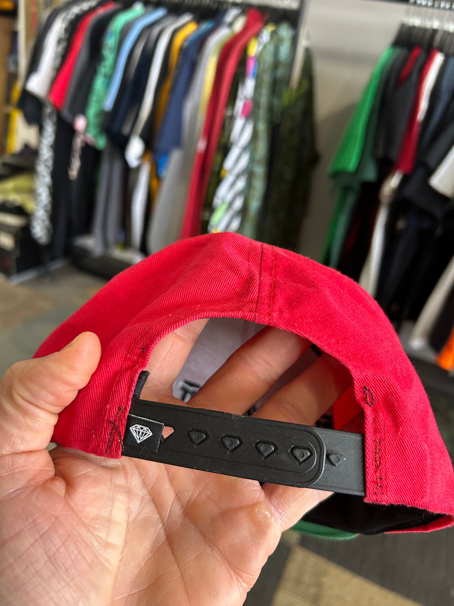 Diamond Supply Co SnapBack Hat Cap Red DMND Embroidered Logo Skate Streetwear