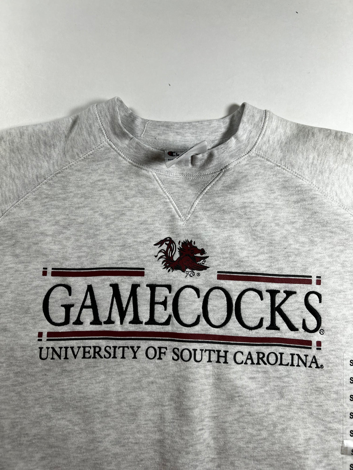 University Of South Carolina Gamecocks NCAA Crewneck Sweatshirt Champion Small 21x28.5 Inches