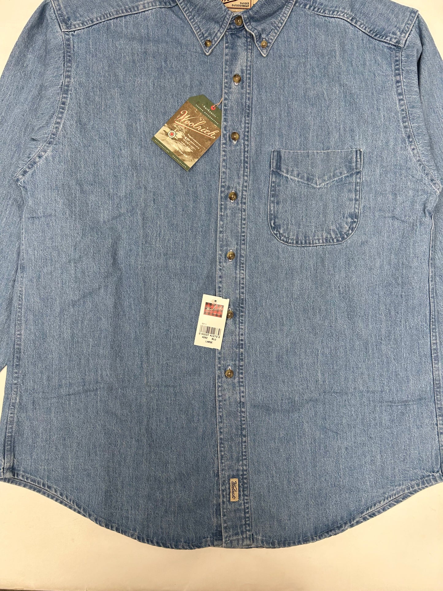 Woolrich Denim Button Up Shirt Blue Long Sleeve 100% Cotton Men’s Large 24x33 Inches DS Brand New With Tag