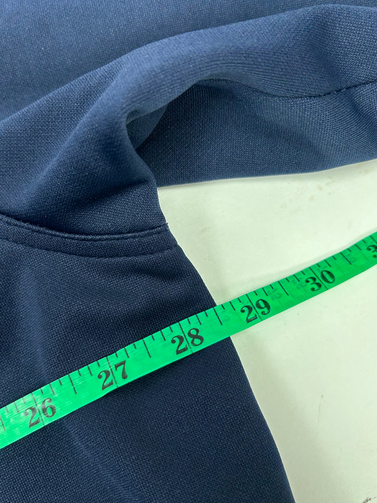 Tennessee Titans Jacket Reebok NFL Team Apparel 1/4 Zip Pullover XL Fits Like 2XL 28.5x30.25 Inches