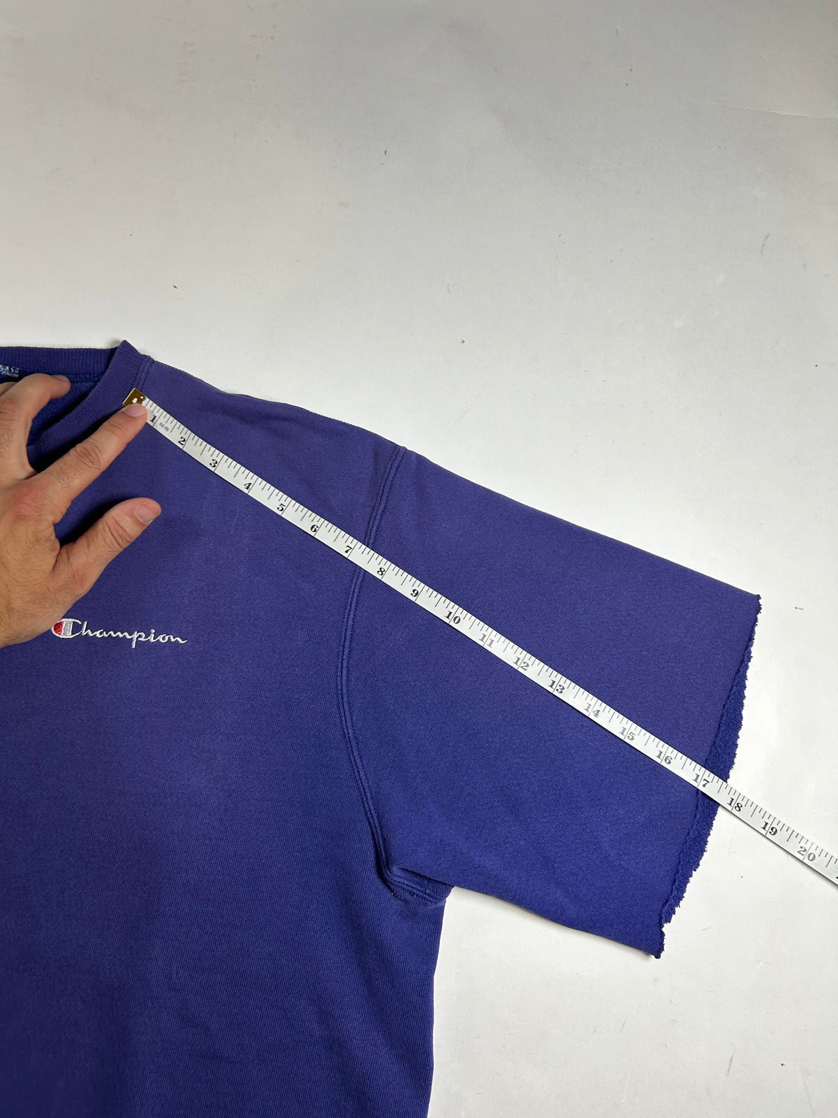 Vintage 90s Champion Script Chopped Sleeves Crewneck Sweatshirt Workout Steez L/XL Fit 25.25x27.5 Inches Purple