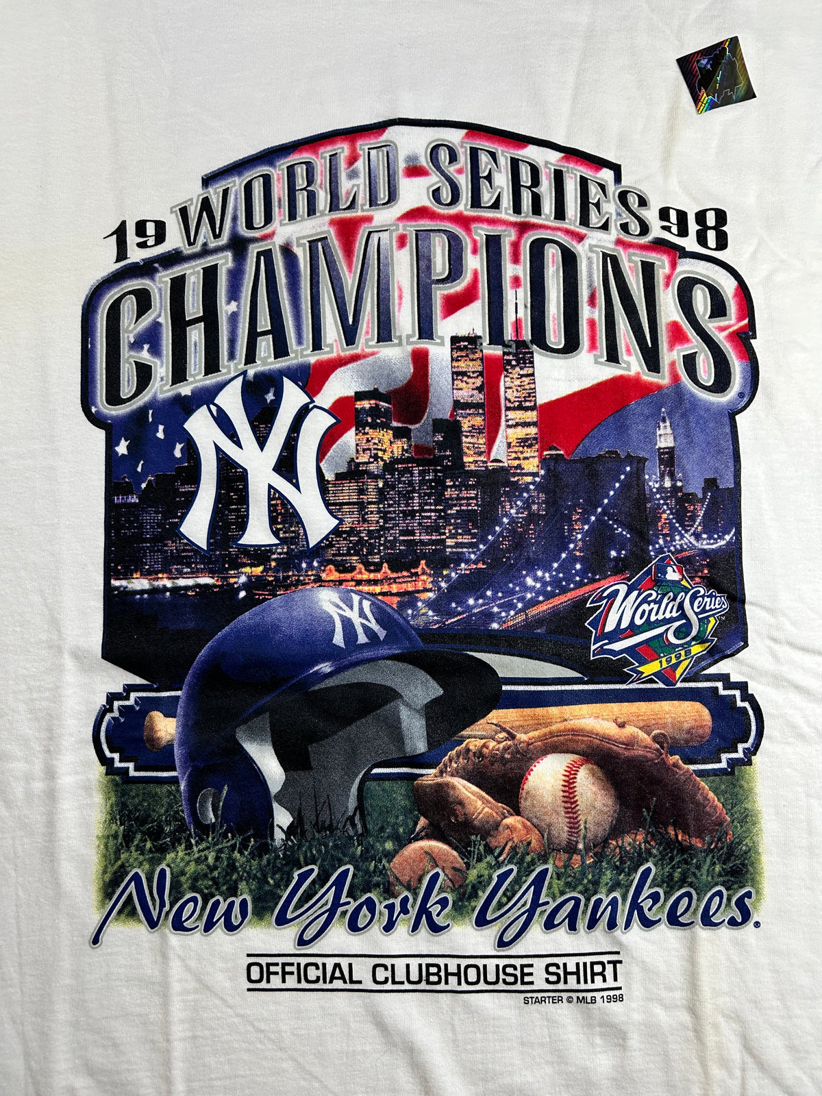 New York Yankees 1998 Official Clubhouse World Series Champions Shirt Starter Large/XL Fit 23.75x31.5 Inches