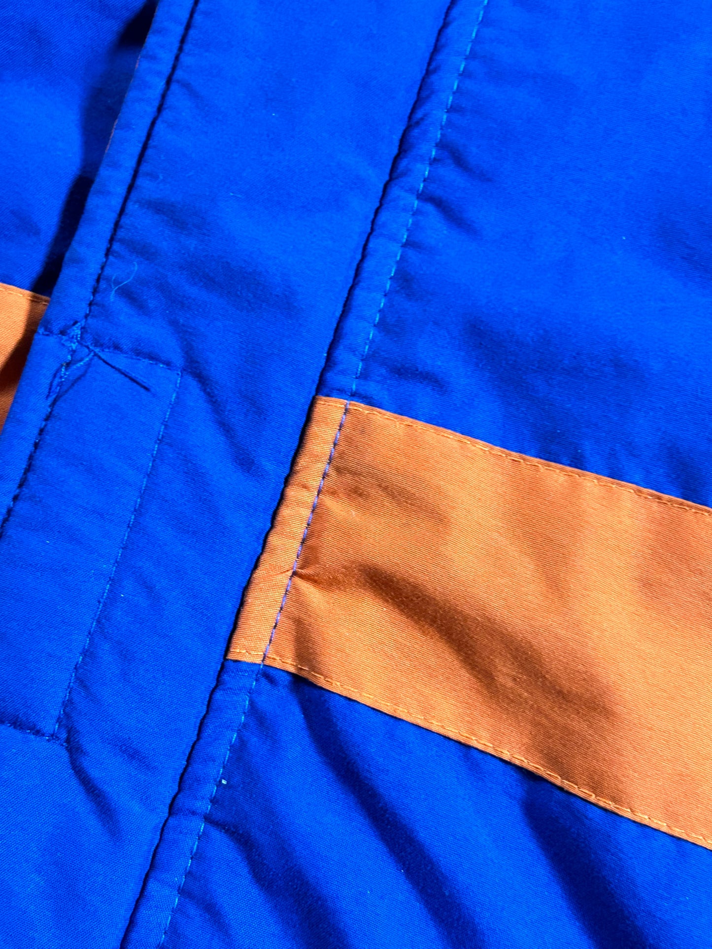 Vintage Starter New York Knicks Puffer Zip Up Packable Hood Jacket NYK XL 29x29.25 Inches As Is Has Stains 90s