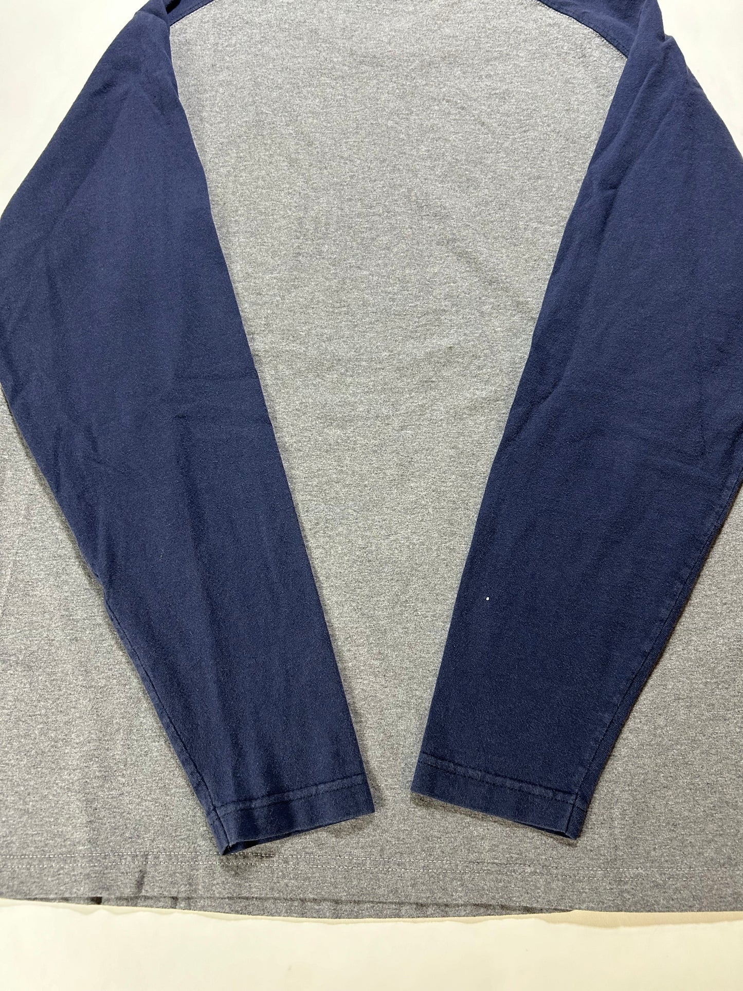 Vintage 00s Jansports Seton Hall Stillman School Of Business College Long Sleeve Tee Large Can Fit XL 23.25x30.25 Inches Gray/Blue