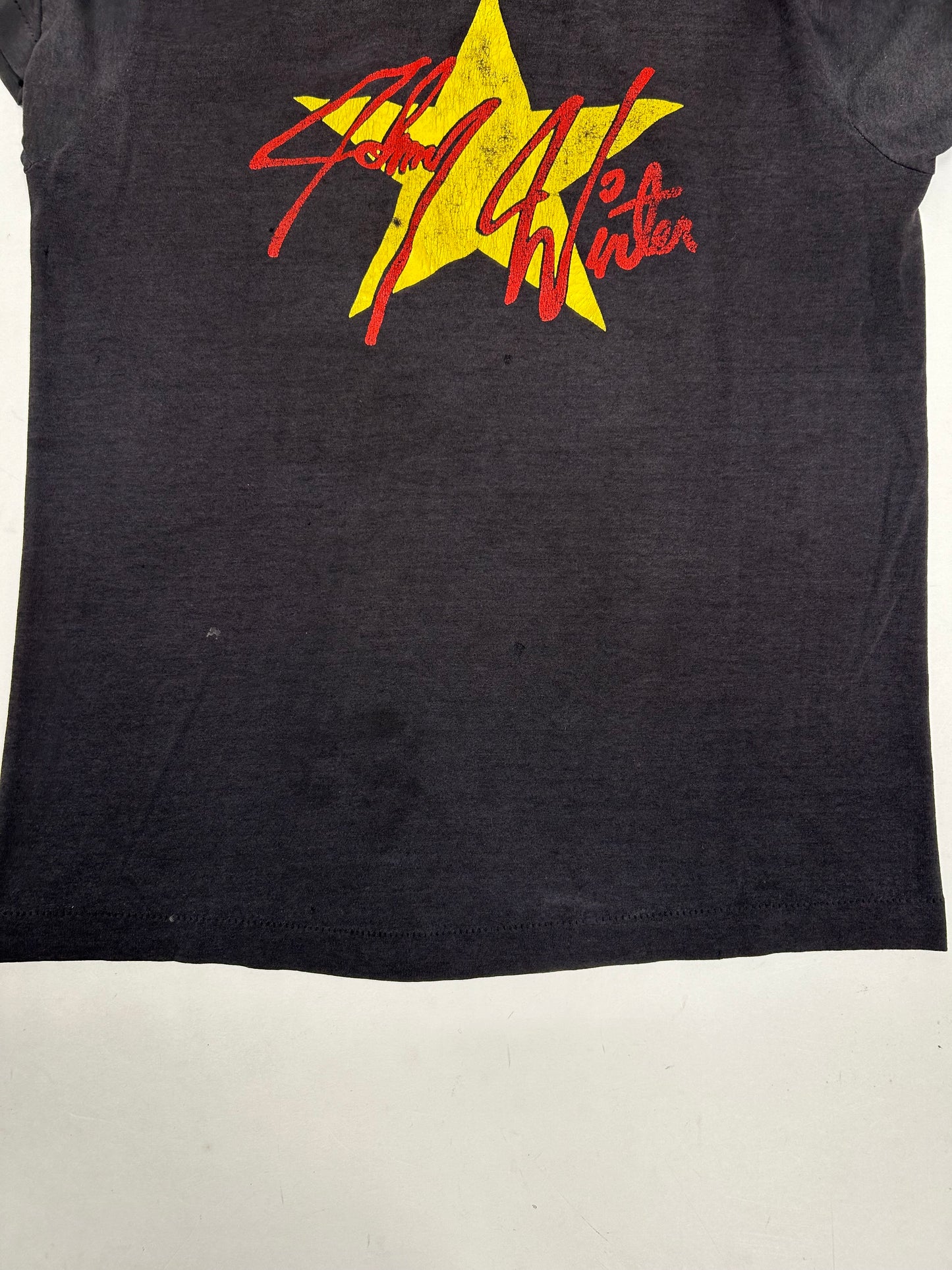 Vintage Johnny Winter Caught Live In ‘85 Guitar Slinger Music Band Tee Very Thin Shirt 18.75x25.5 Inches Small/Medium Fit