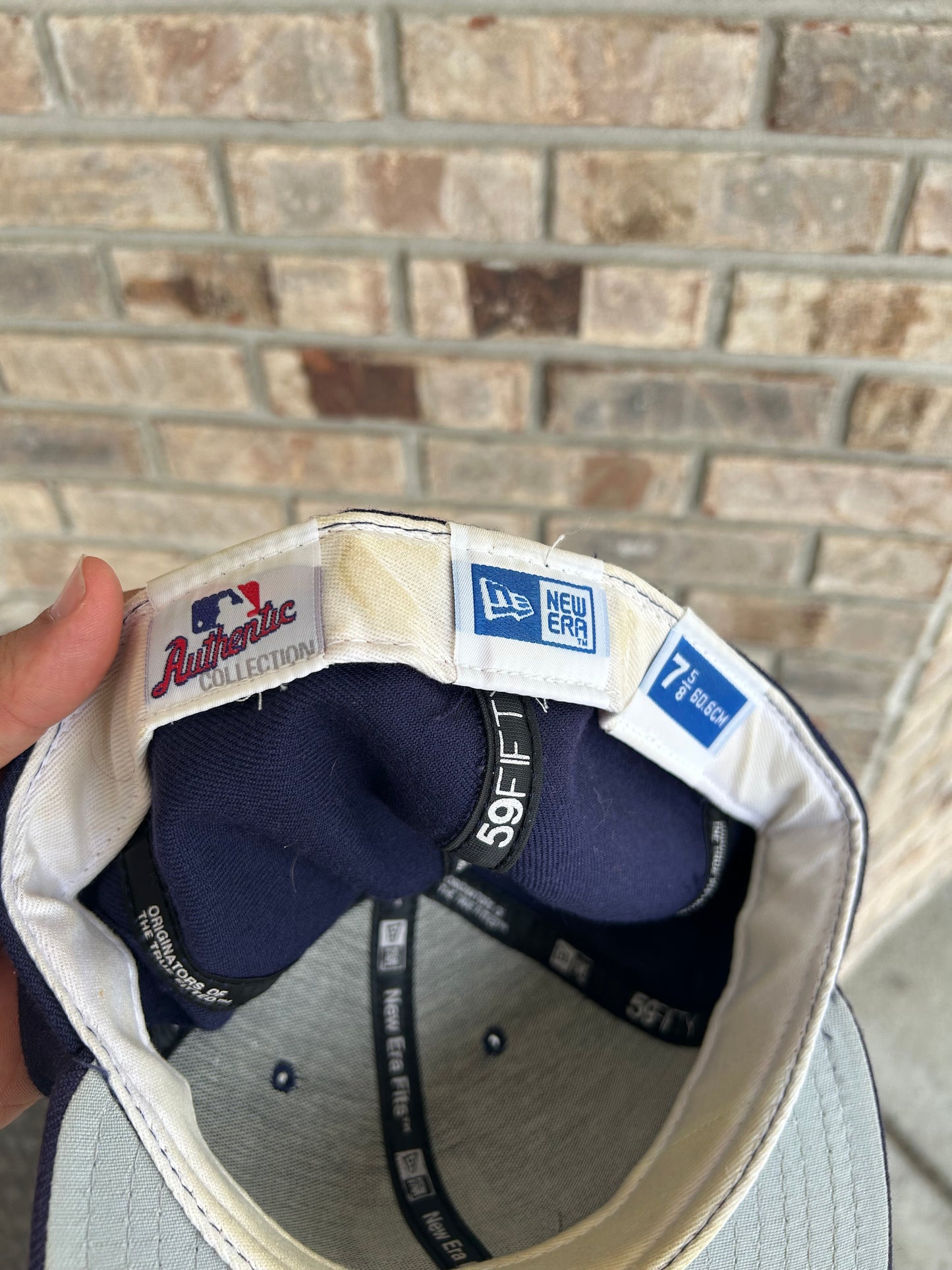 Vintage 2000s San Diego Padres MLB New Era 59Fifty Fitted Hat USA 100% Wool Size 7 5/8” As Is Has Wear