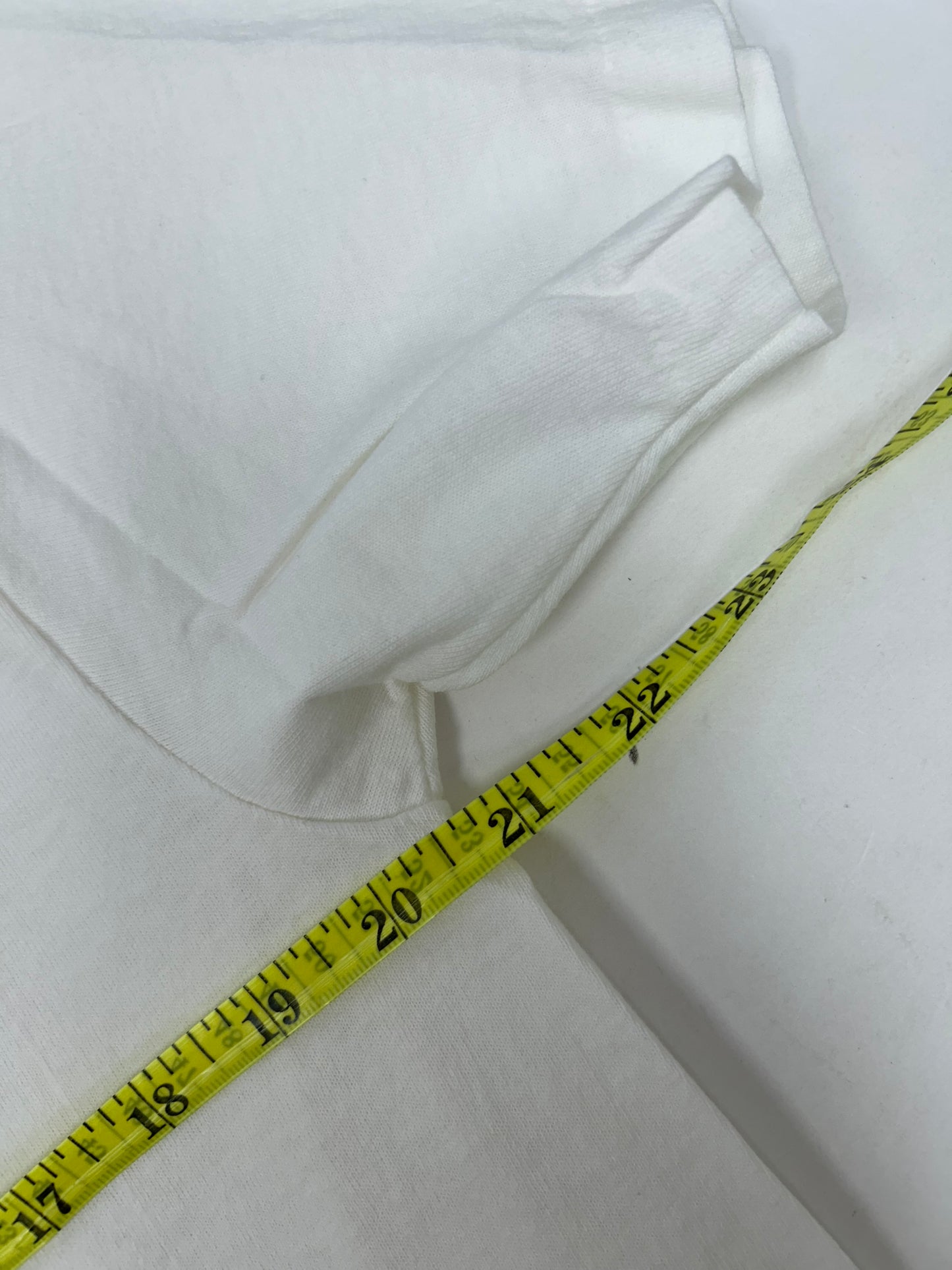 Vintage Head Tennis Brand Logo Tee 90s Stedman Tennis Racquet White Large/Medium Fit 20.75x28.5 Inches