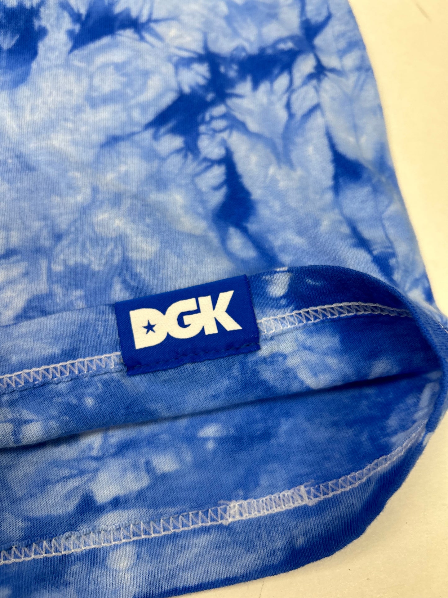 DGK White Castle For Those Who Crave Tie Dye Skateboarding Skate Tee XL 25.25x31 Inches