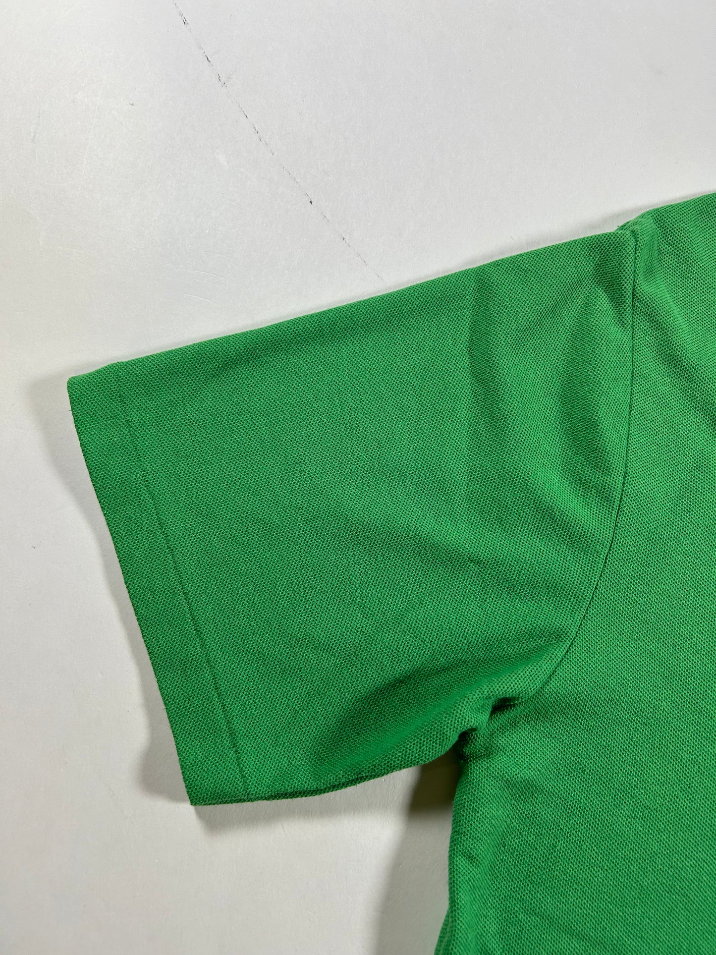Vintage Velva Sheen Mickey Mouse Embroidered Logo Polo Shirt USA Green 21.75x26.5 Inches