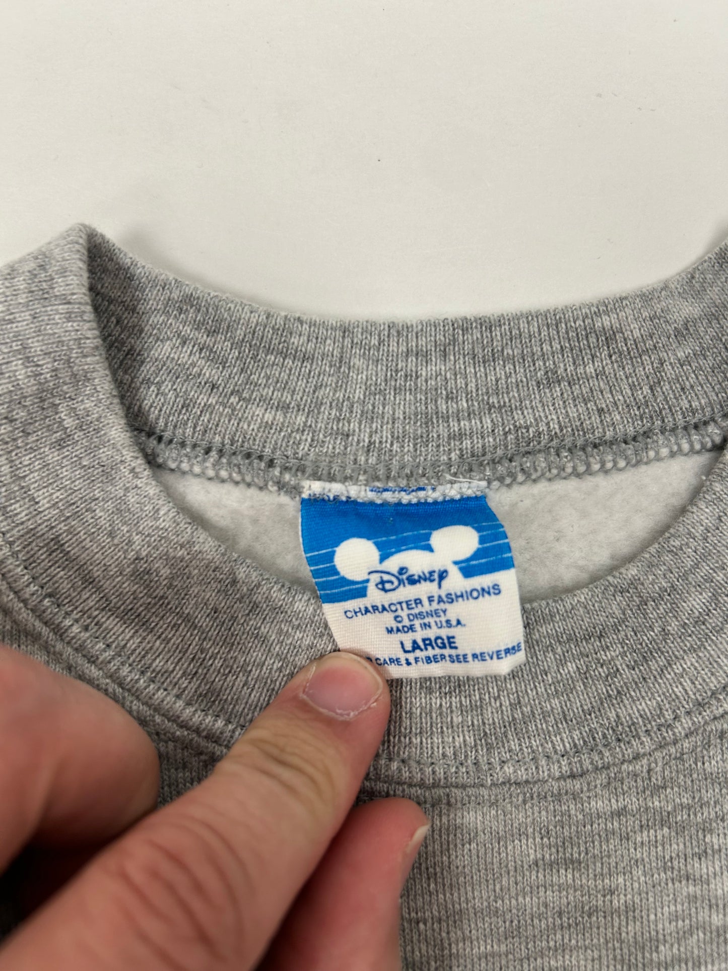 Vintage Disney Mickey Mouse Raglan Crewneck Sweatshirt 21.5x26.25 M/S Fit Gray