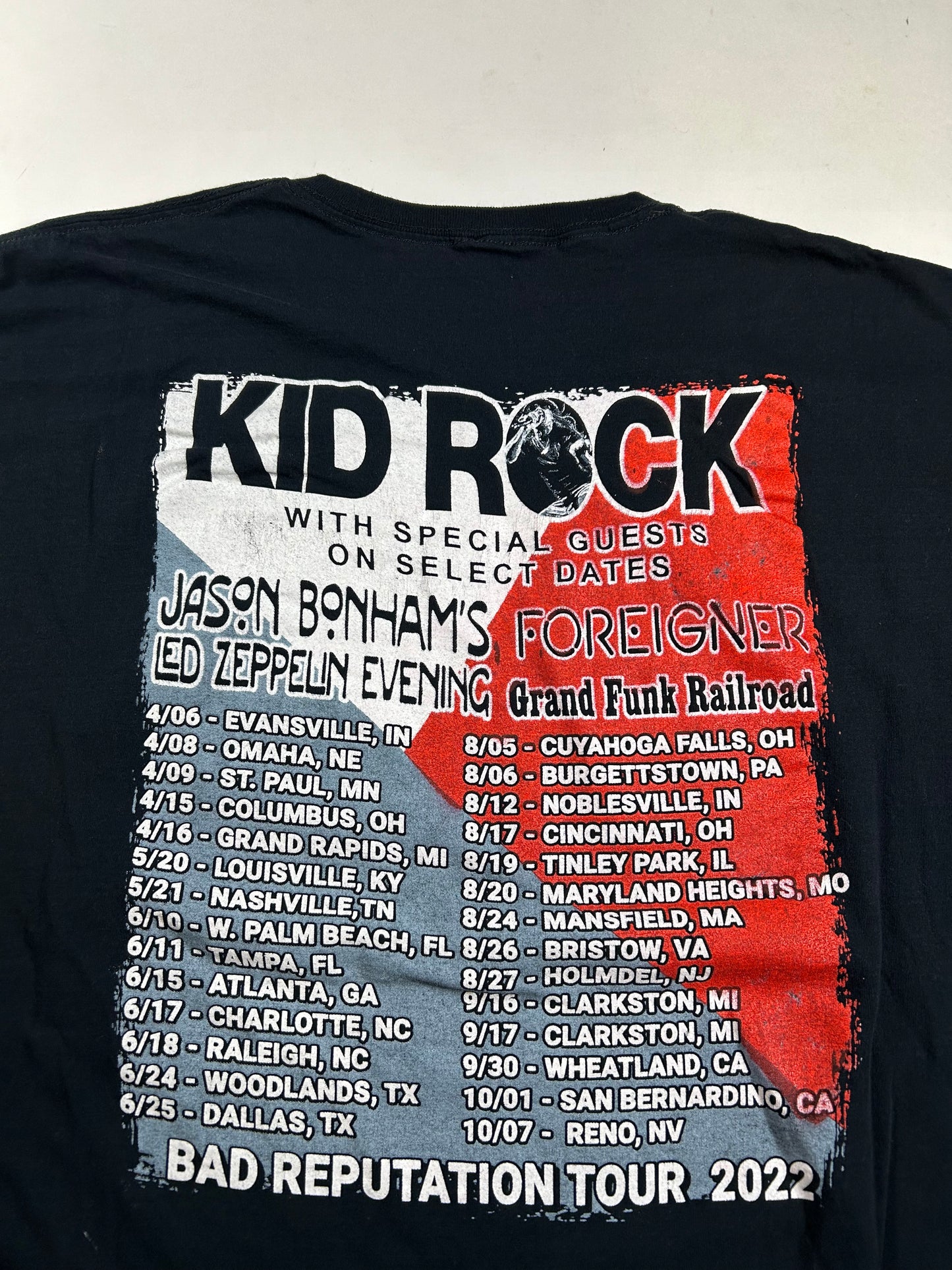 Kid Rock Bad Reputation Tour 2022 Music Rock Band Parking Lot Tee 24.5x31 Inches 2XL/XL Fit