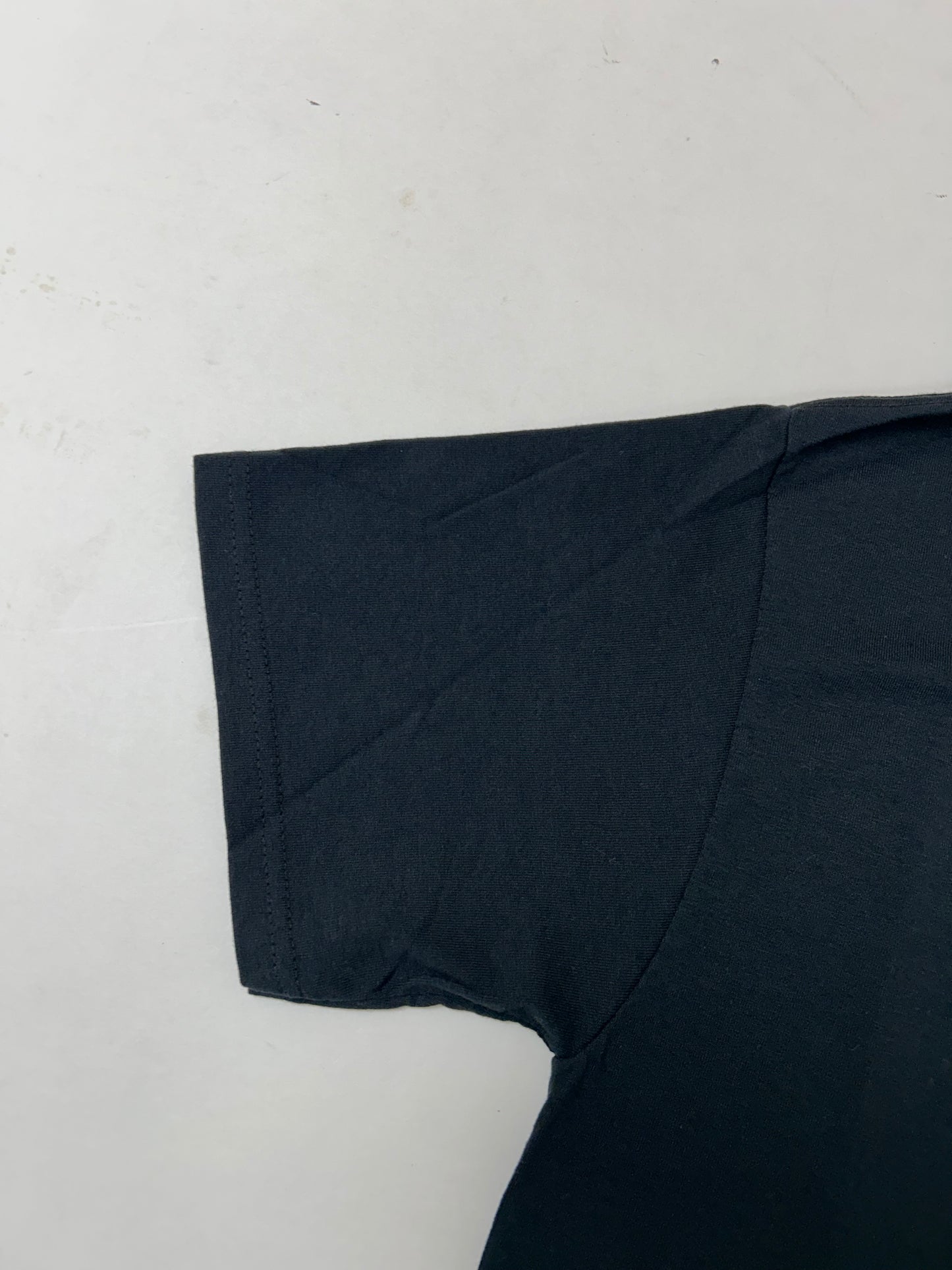 Edgewood NJ first edition “Deeper Than The Roots.” Tee Medium/Small 18.5x27.75 Fit 00s JERZEES 50/50 Blend Black