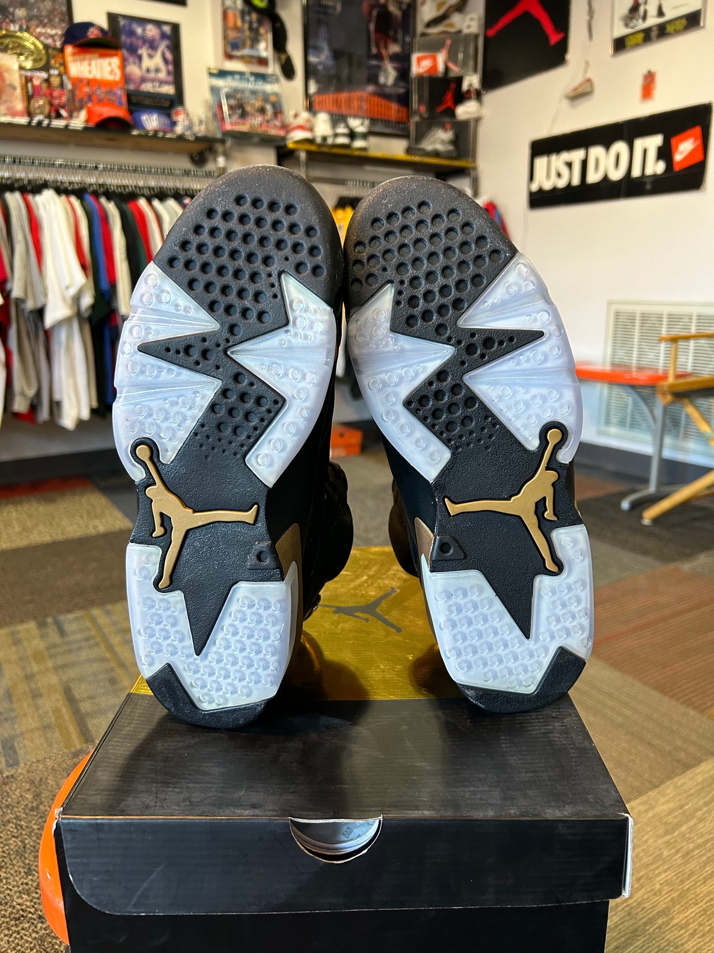 Air Jordan 6 Retro DMP Defining Moments Size 9 Men’s Nike Air Jordan Brand New