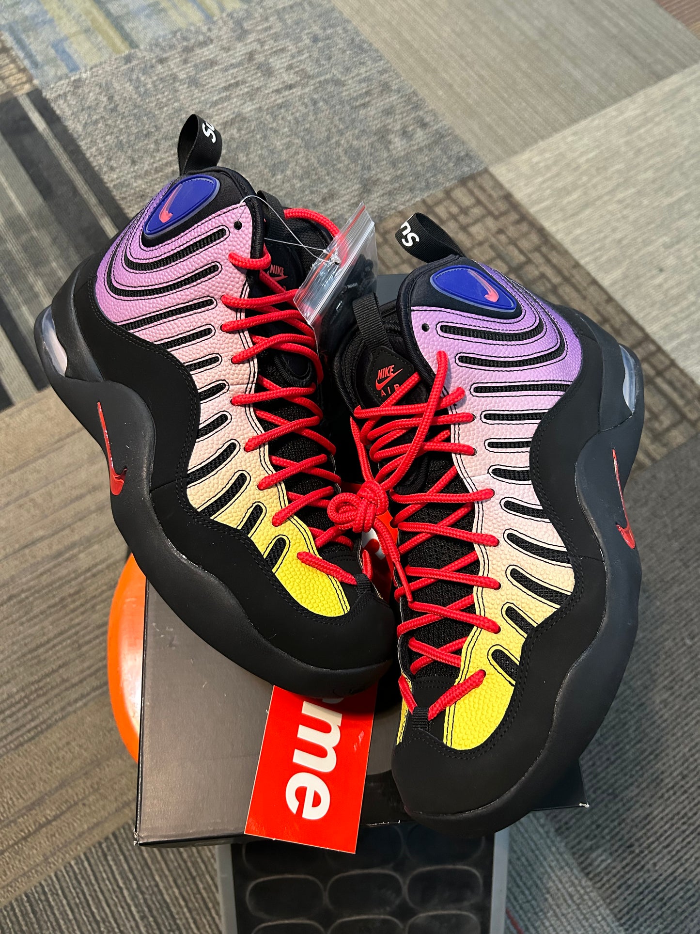 Nike Air Bakin x Supreme New York Black Gradient Sneaker Brand New DS Size 10