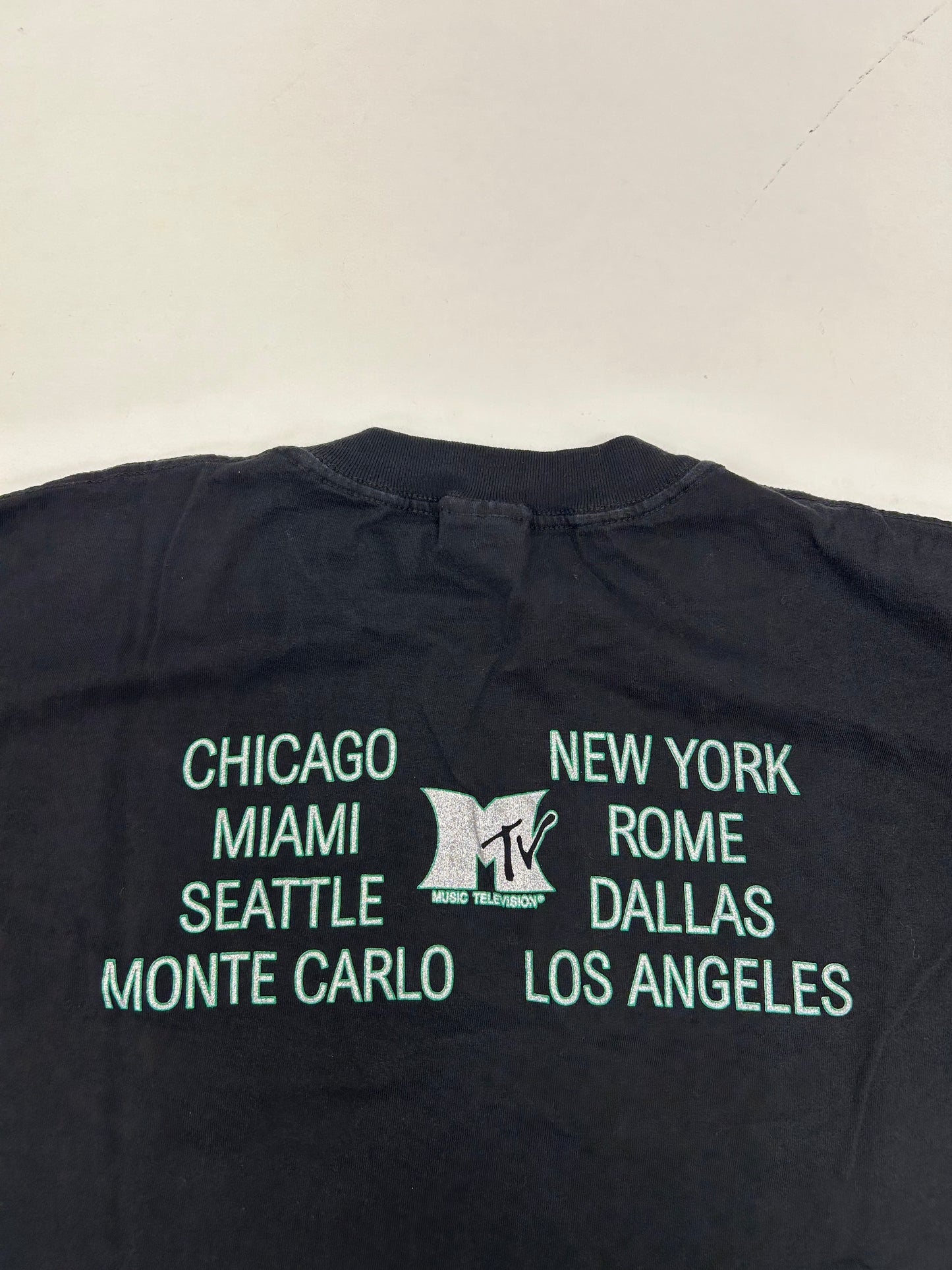 Vintage Dennis Rodman MTV World Tour 1996 Promo Tee Large 21.25x29.75 Black Shirt