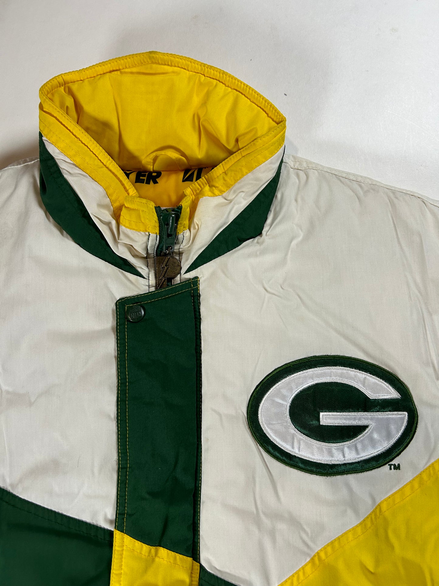 Vintage 90s Pro Player By Daniel Young Green Bay Packers NFL Zip Up Puffer Jacket Large 27.5x28 Inches As Is Has Wear
