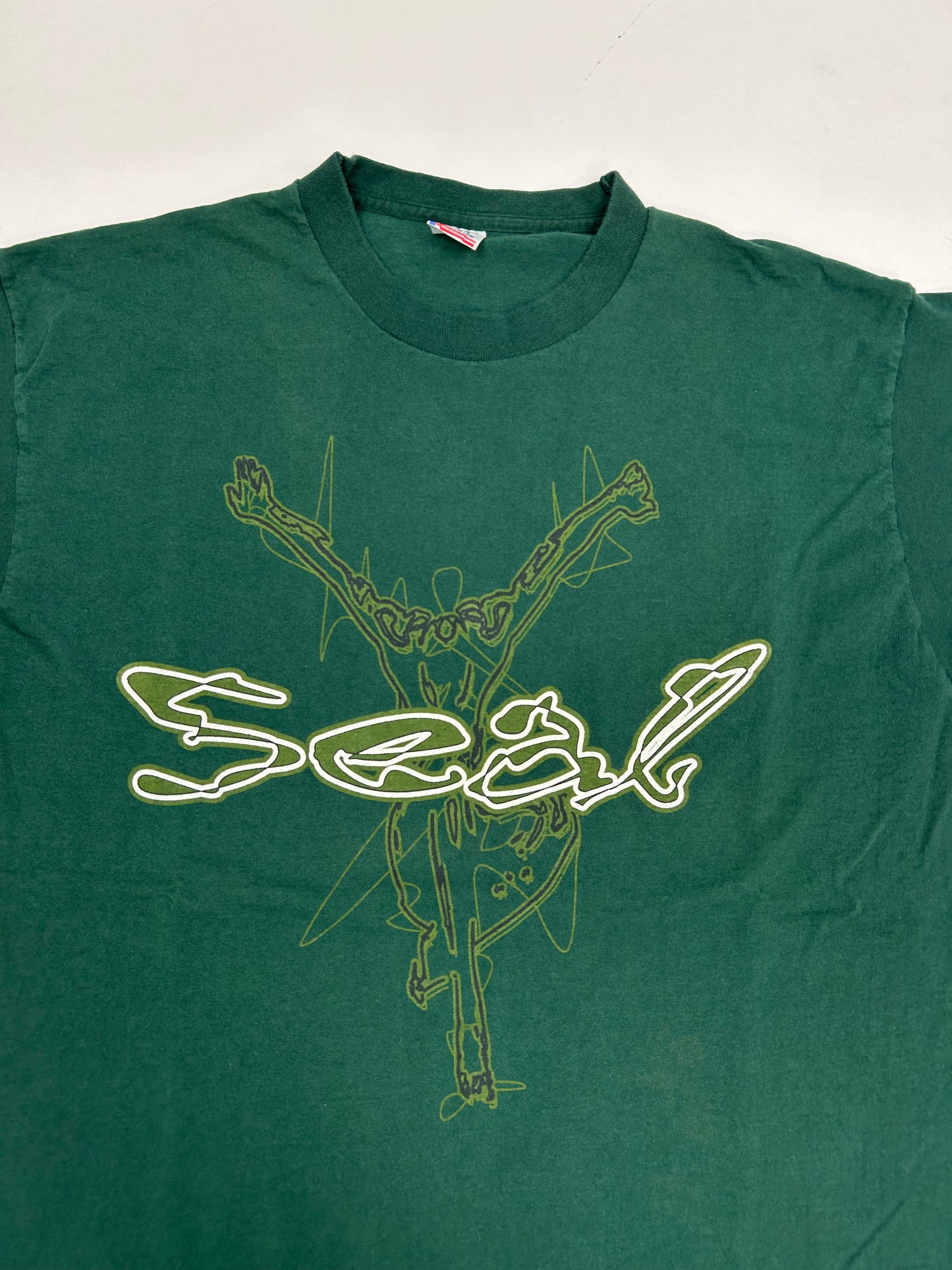 Vintage Seal 1995 Tour Pop Music Band Tee XL 23.5x31 Inches Green London