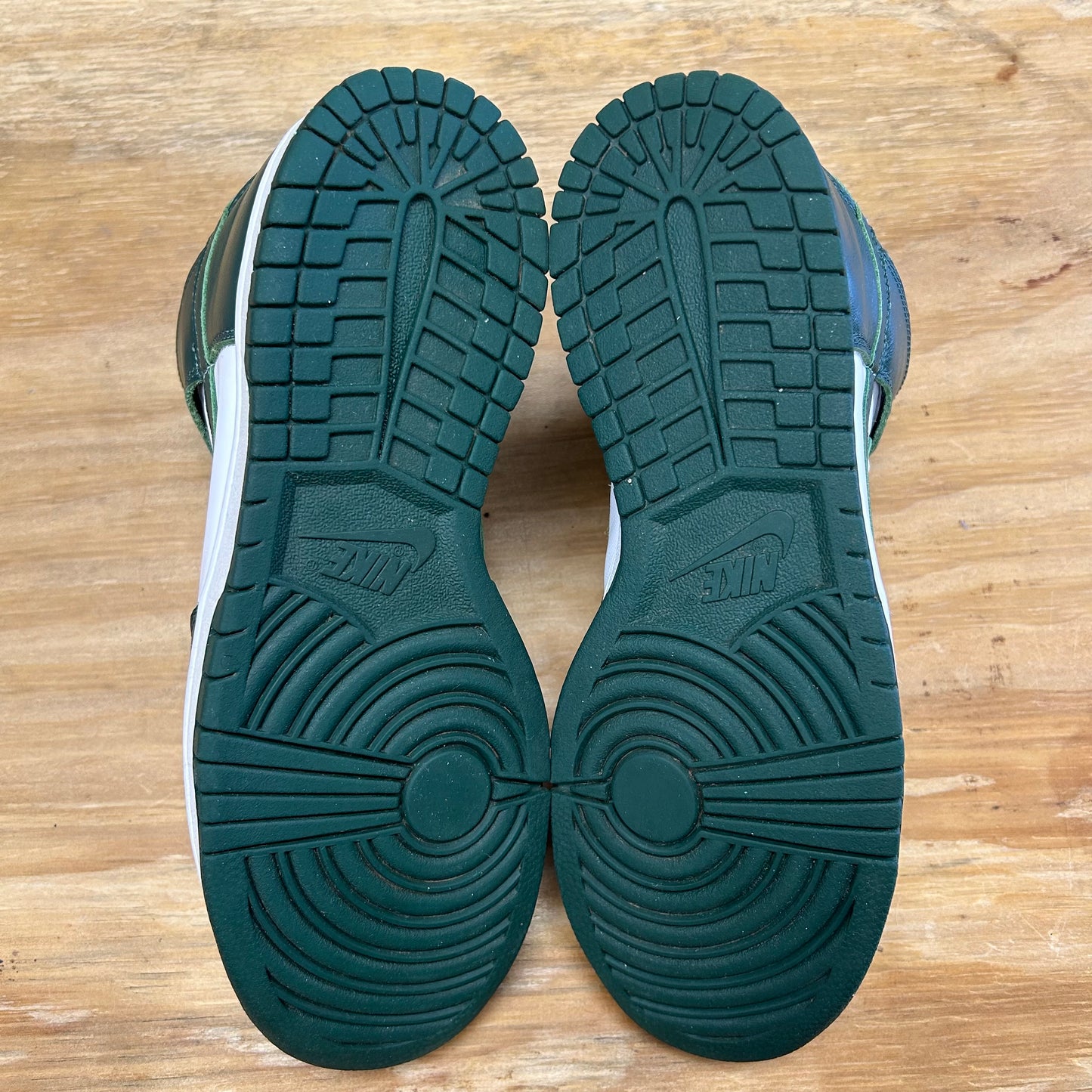 2020 Nike Dunk High SP Spartan Green CZ8149100 Men's Size 9.5 USED NO BOX CLEAN AS IS