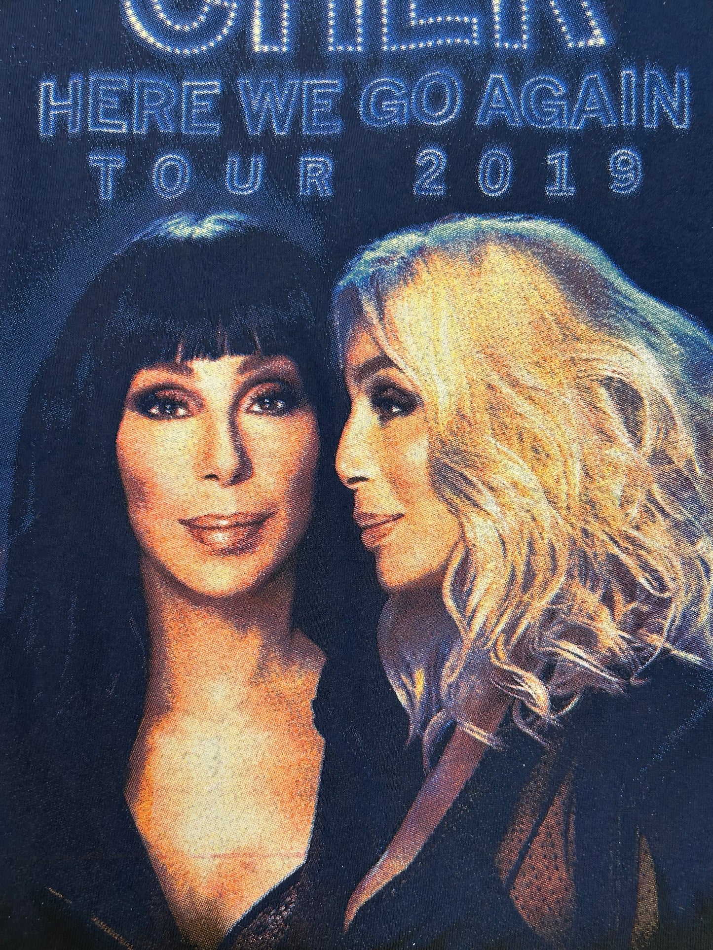 Cher Here We Go Again Tour 2019 Music Tee Parking Lot Shirt Medium 19.75x27.25 Inches