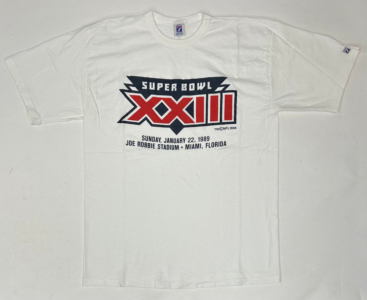 Vintage Logo 7 Super Bowl XXII Joe Robbie Stadium Miami Florida NFL Tee L/XL 22x30.5 Inches