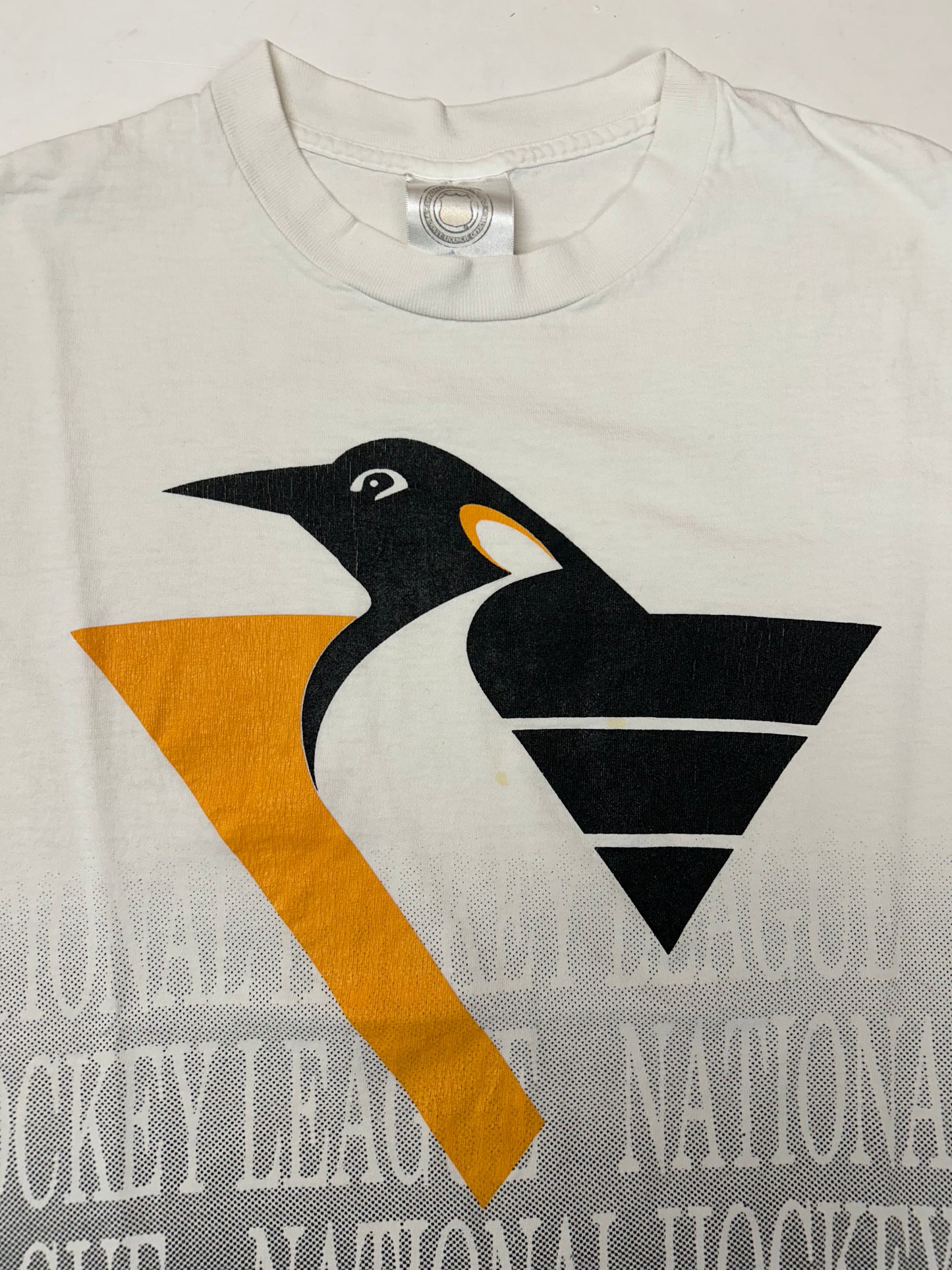 Vintage Chalk Line Pittsburgh Penguins NHL Shirt Boxy Largeish Fit 22.25x26.75 Inches