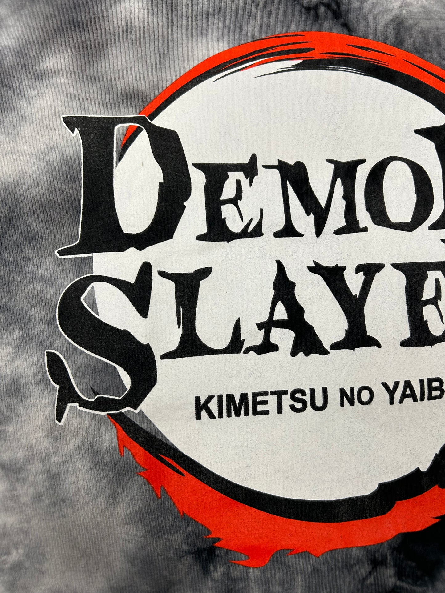2022 Demon Slayer Kimetsu No Yaiba Circle Logo Tie Dye Tee Size Medium 19x27.75 Inches
