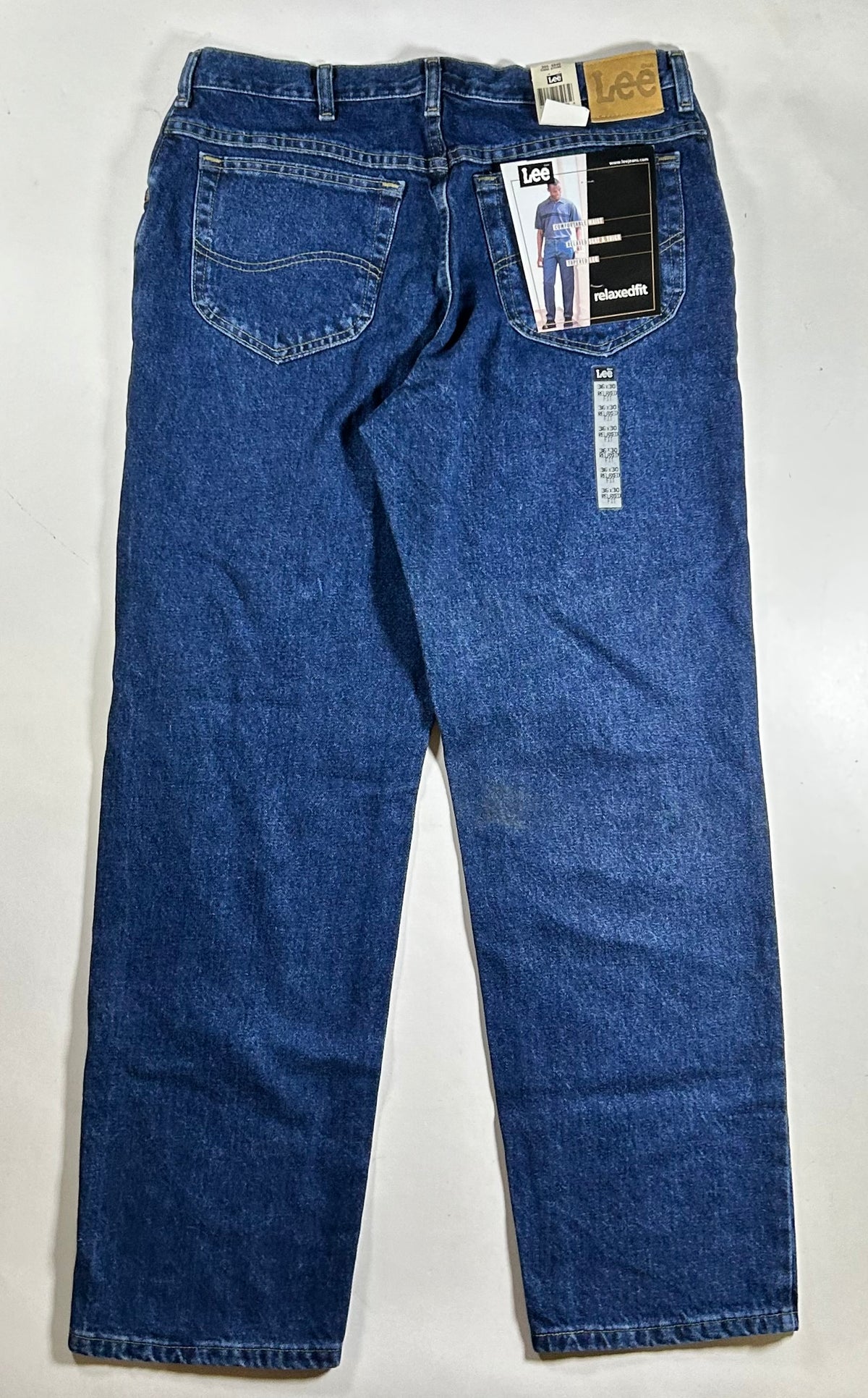 Vintage Lee Blue Jeans Relaxed Fit Deadstock NWT Size 36x30 Tapered Leg 1999 New About 17.25x42 Inches