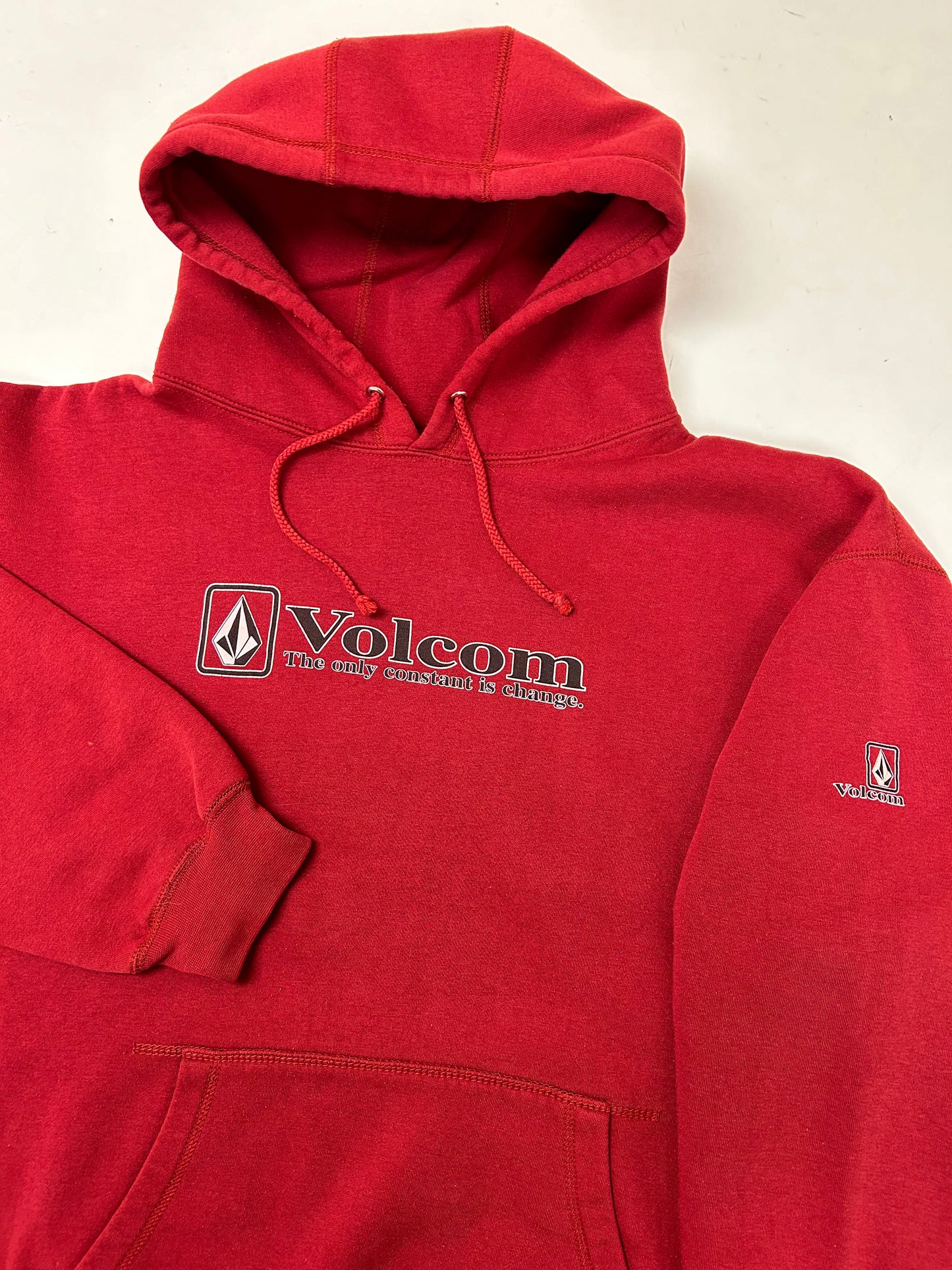 Vintage Volcom Stone The Only Constant Is Change Skate Surf Brand Hooded Sweatshirt Large 25.5x28.25 Inches Maroon