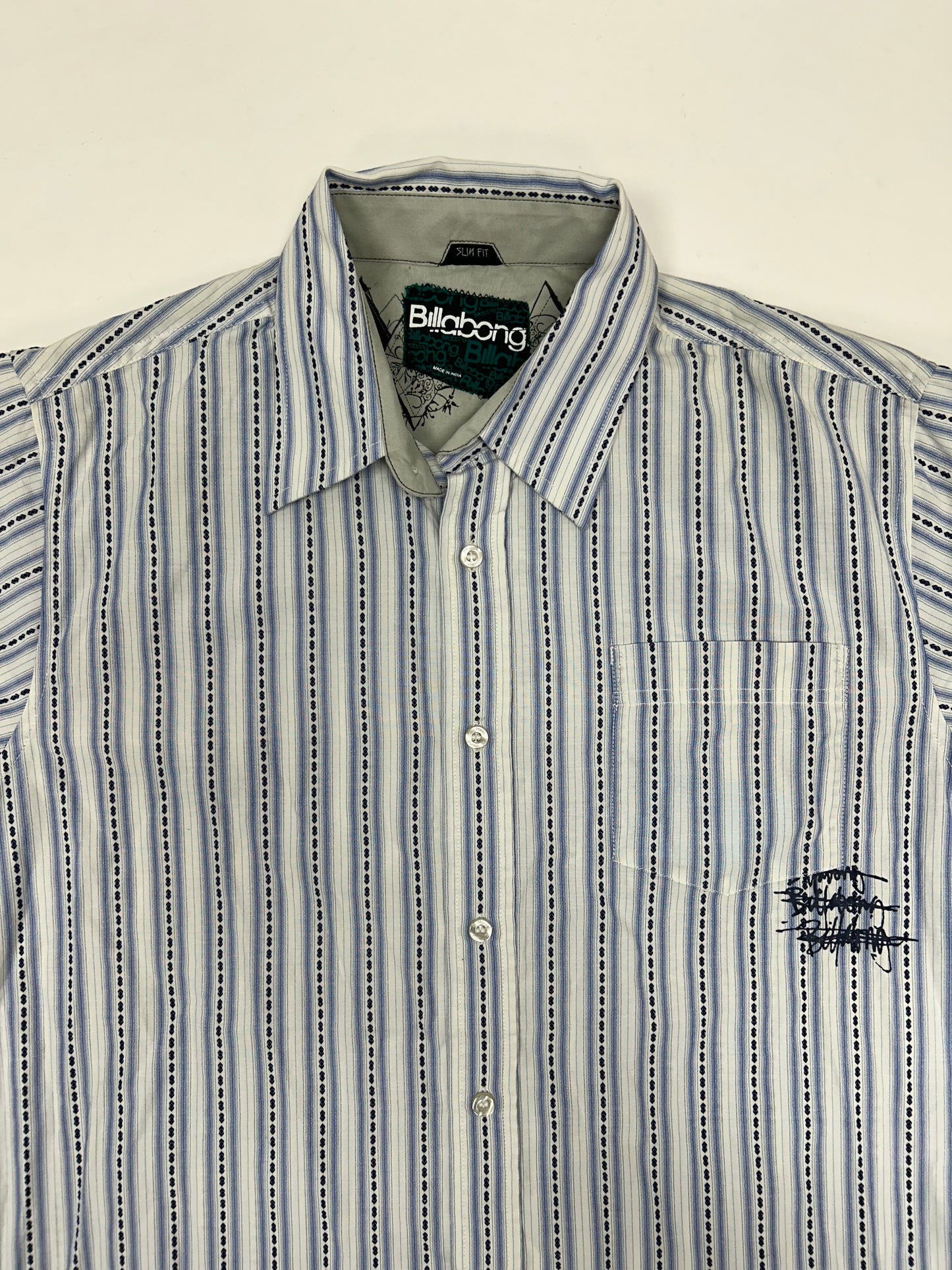 Vintage 00s Billabong Surf Polo Button Up Polo Long Sleeve Shirt Tagged Slim Fit Medium 22.25x29.75 Inches