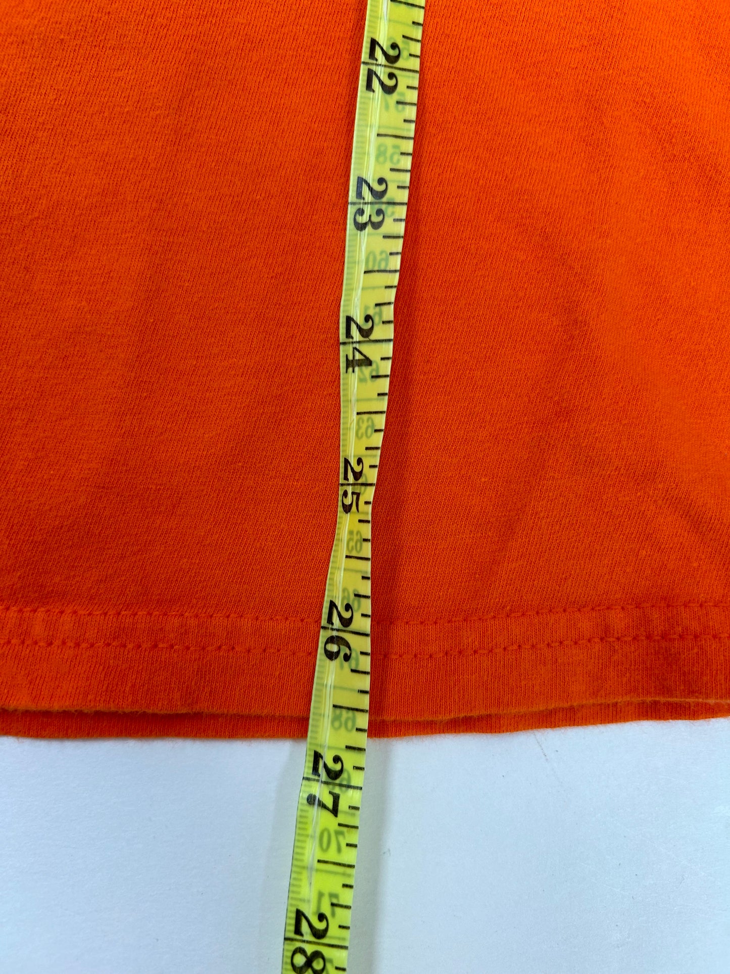 Majestic New York Knicks NBA Tee Medium Has Pin Holes On Logo Medium 20.25x26.5 Inches