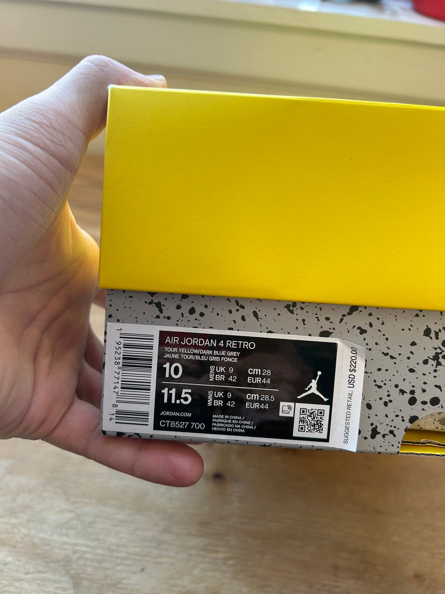 2021 Nike Air Jordan 4 Retro Lightning Nike Basketball Michael Jordan Sneaker Size 10 DS Brand New