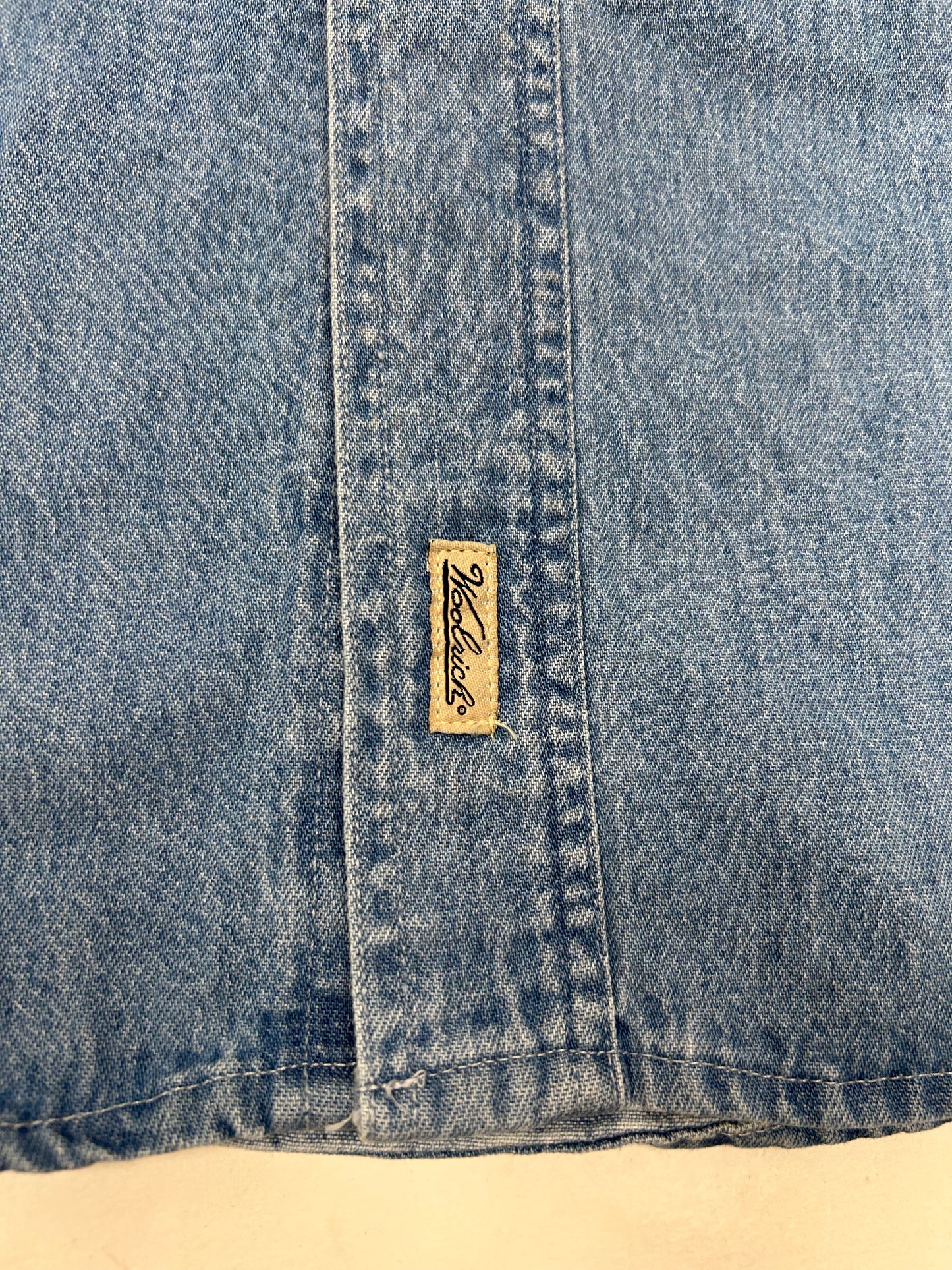 Woolrich Denim Button Up Shirt Blue Long Sleeve 100% Cotton Men’s Large 24x33 Inches DS Brand New With Tag