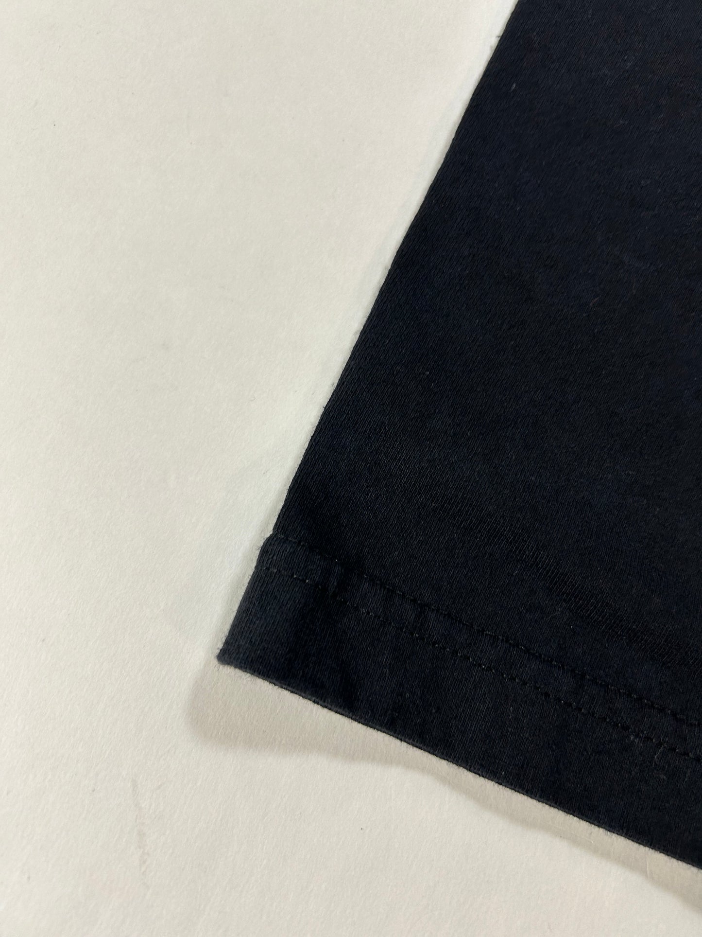 Vintage +44 North American Tour 2007 Music Band Tee Mark Hoppus Travis Barker Large 21.5x30.25 Inches