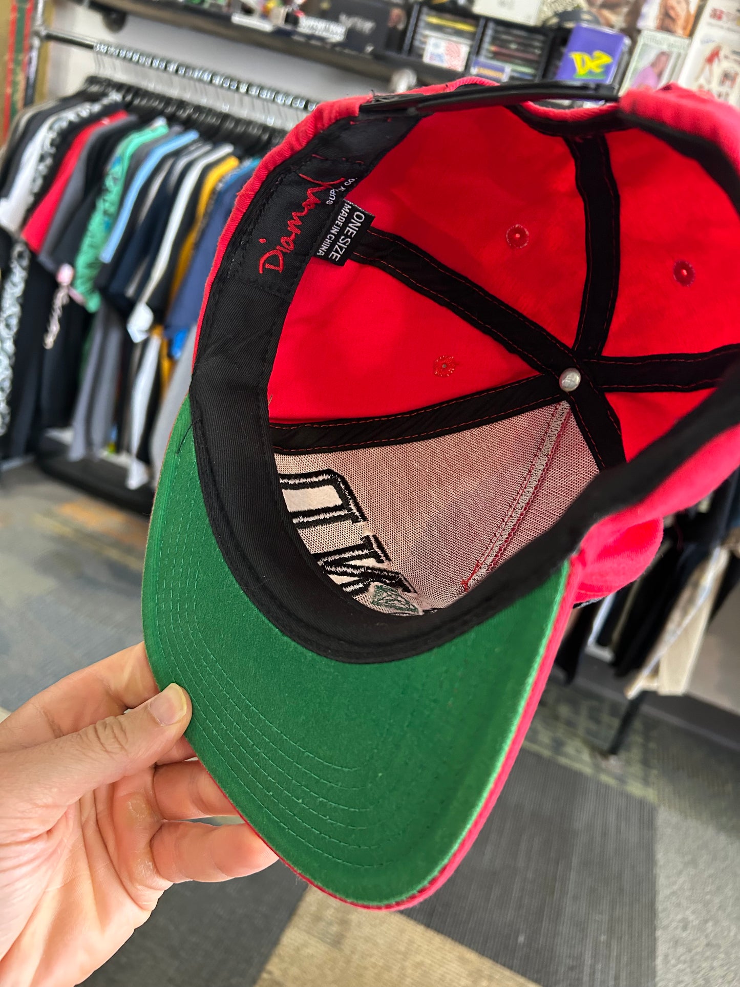 Diamond Supply Co SnapBack Hat Cap Red DMND Embroidered Logo Skate Streetwear