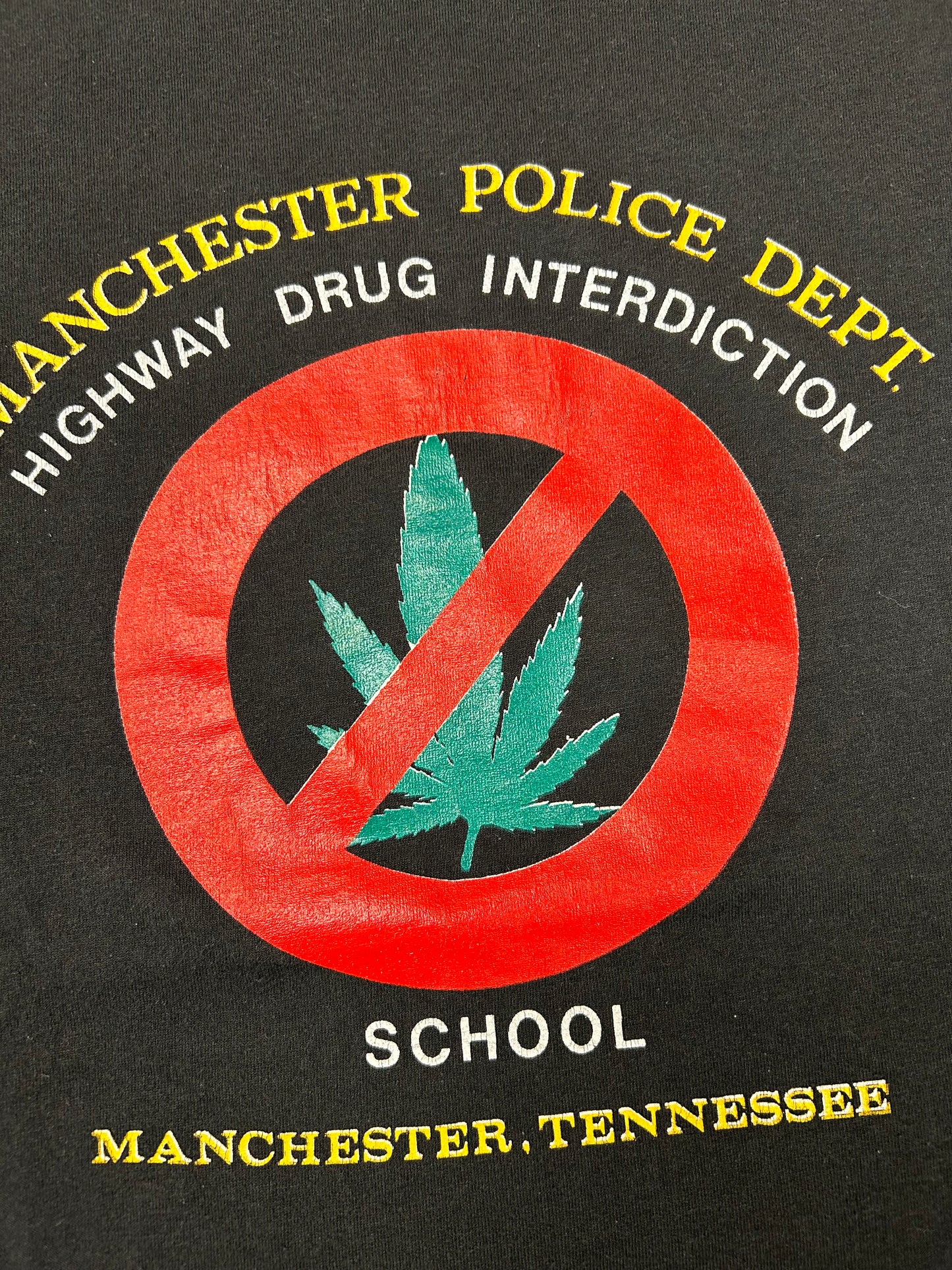 Vintage Manchester Police Department Highway Drug Interdiction School Manchester, Tennessee Tee XL/L Fit 22.25x29.75 Inches