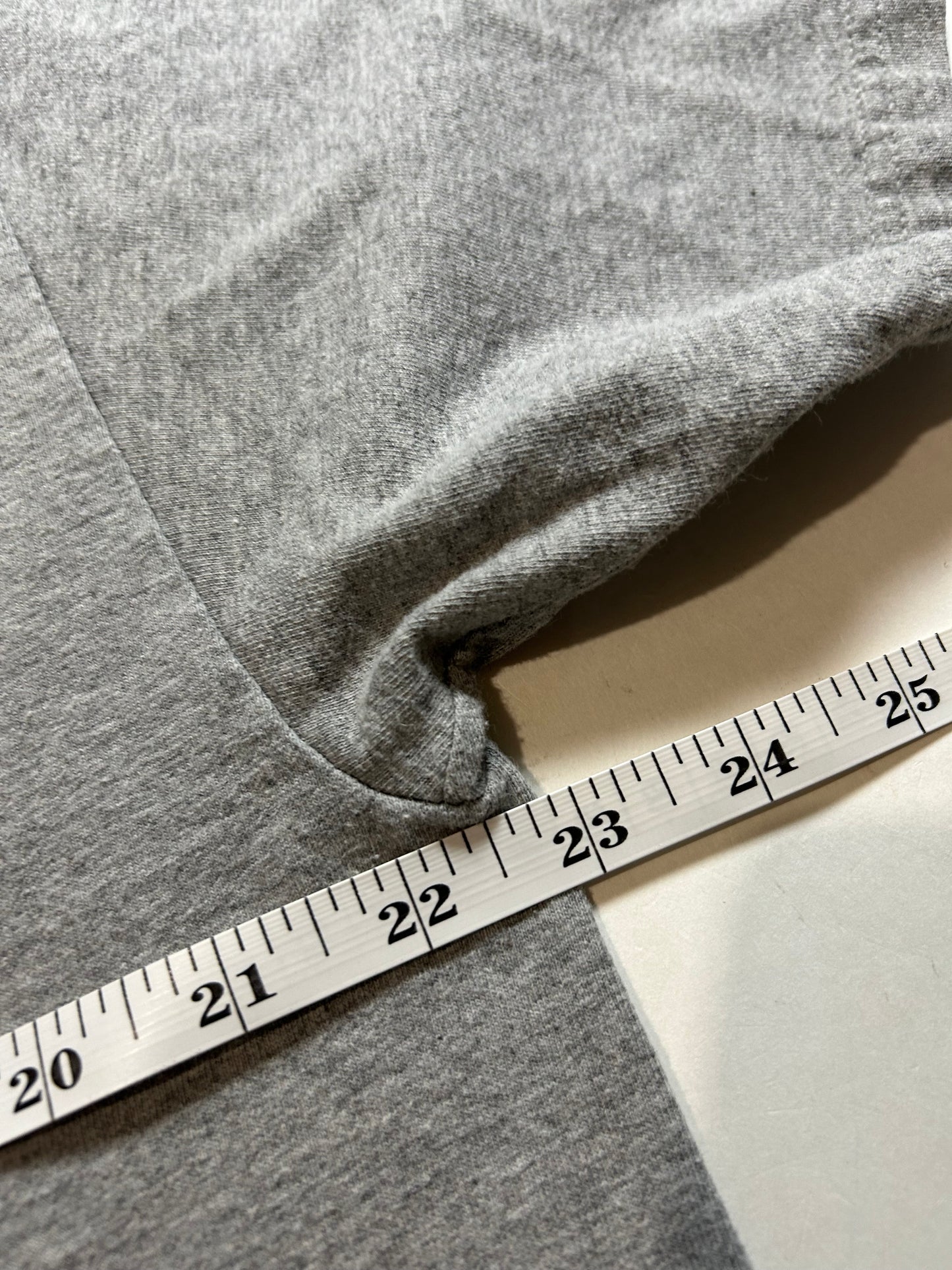 Stussy Worldwide Girls Graphic Pin Up Girls Graphic T-shirt Men Large 22.5x29.75 Inches Stüssy Gray 2000s