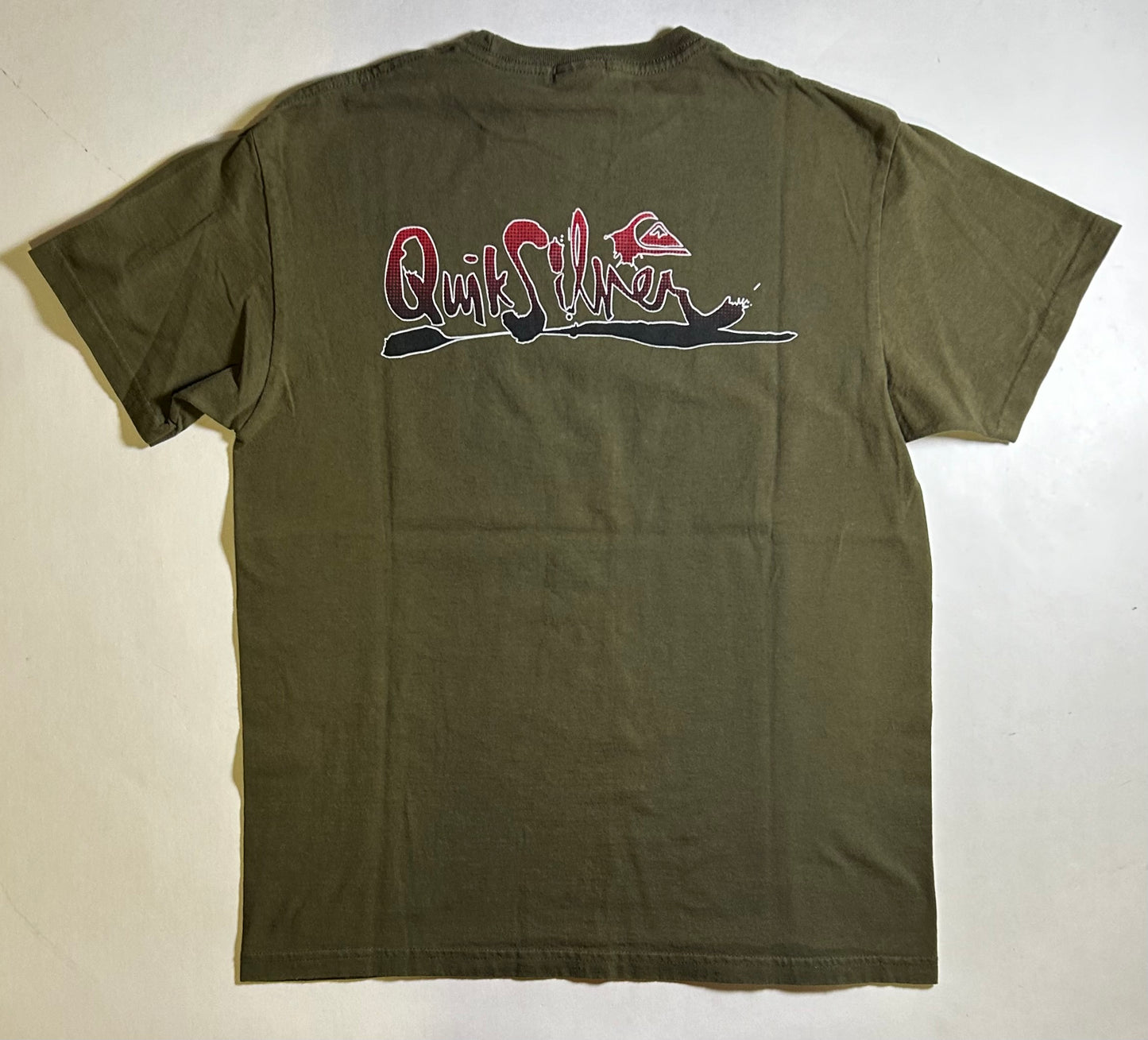 Vintage Quiksilver Boarding Company Surfing Surf Skate Tee Green USA Made Medium 20.5x27.5 Inches