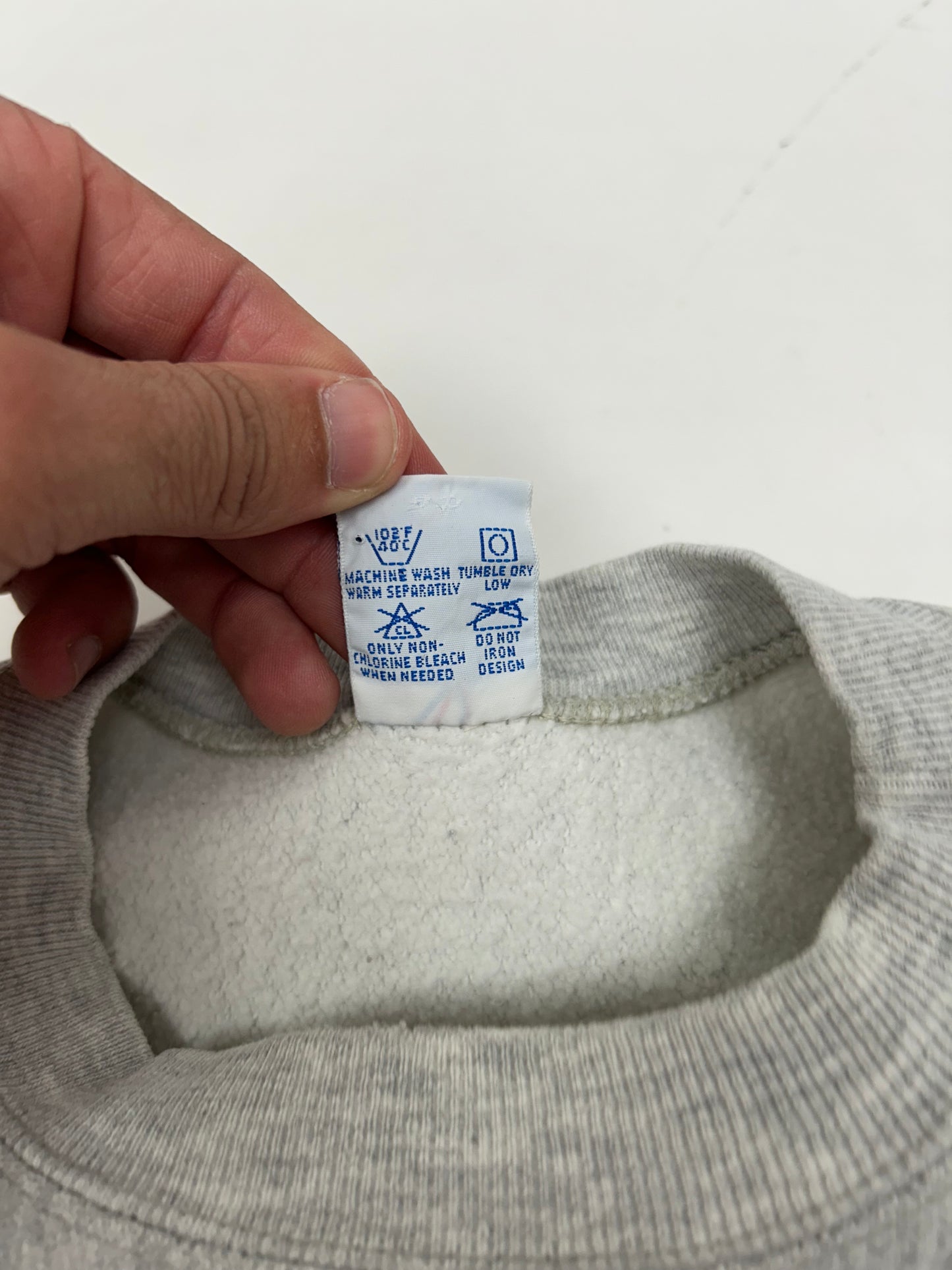 Vintage Britches Great Outdoors Champion Reverse Weave Crewneck Sweatshirt XL/L 24.25x31.75 Inches