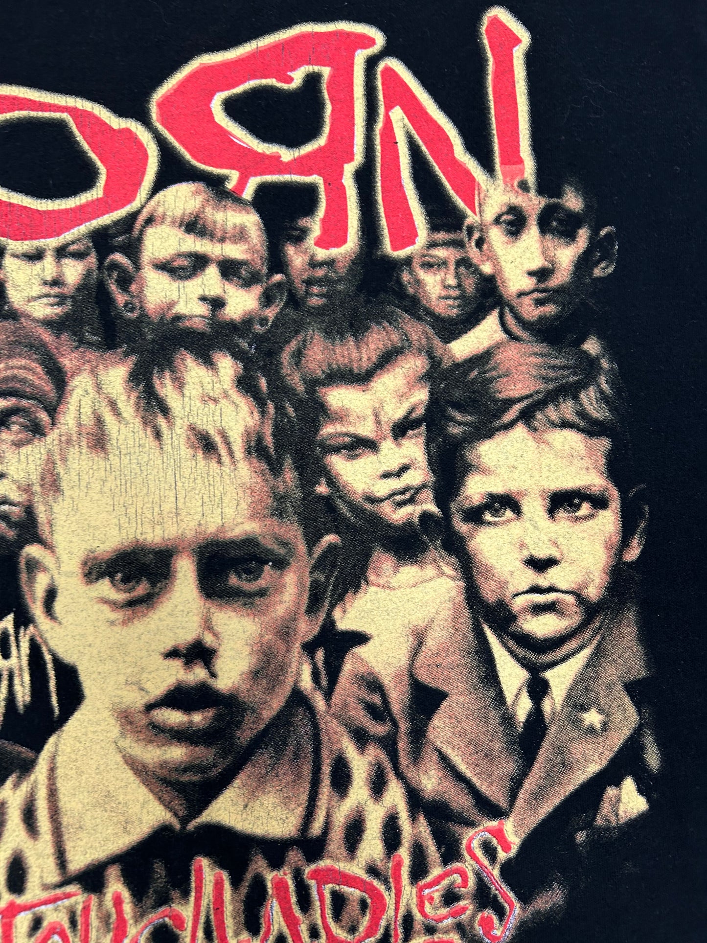 Vintage 2002 Korn Untouchables  The Tour With No Name Band Heavy Rock Shirt XL 23.25x29.25 Inches